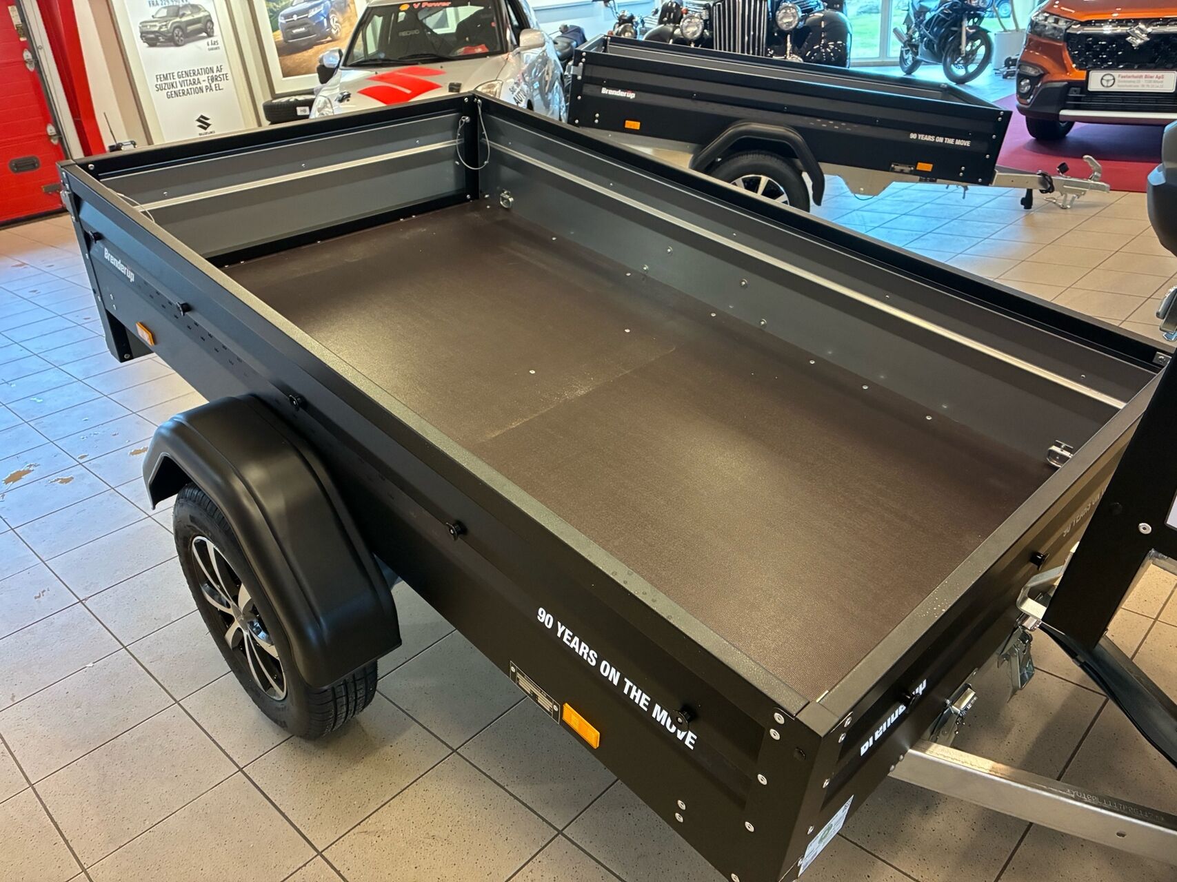 Billede af Diverse Brenderup 1205 S Limited Edition (sort) med tilt 750 kg