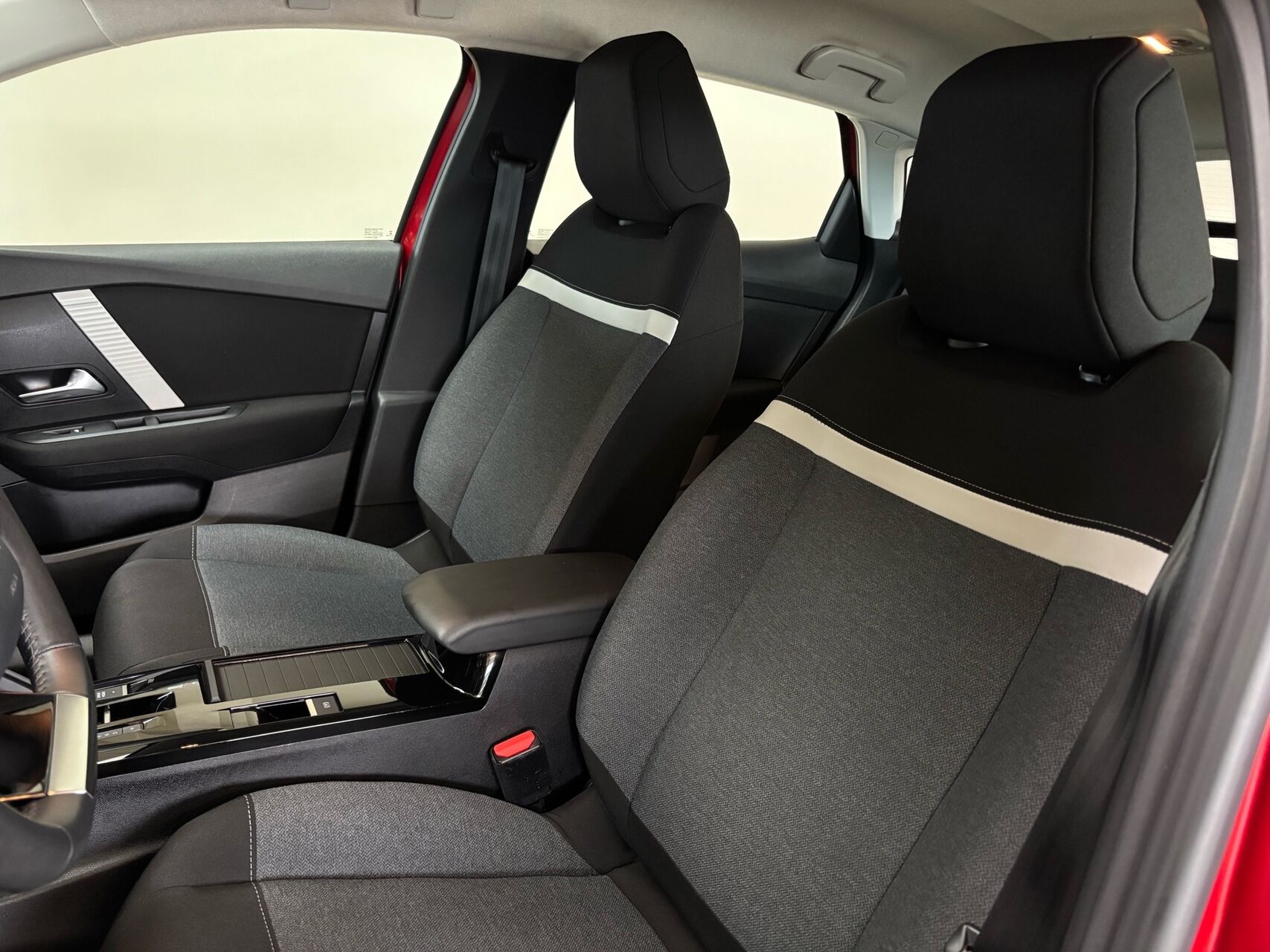 Billede af Citroën C4 1,2 PureTech Feel EAT8 130HK 5d 8g Aut.