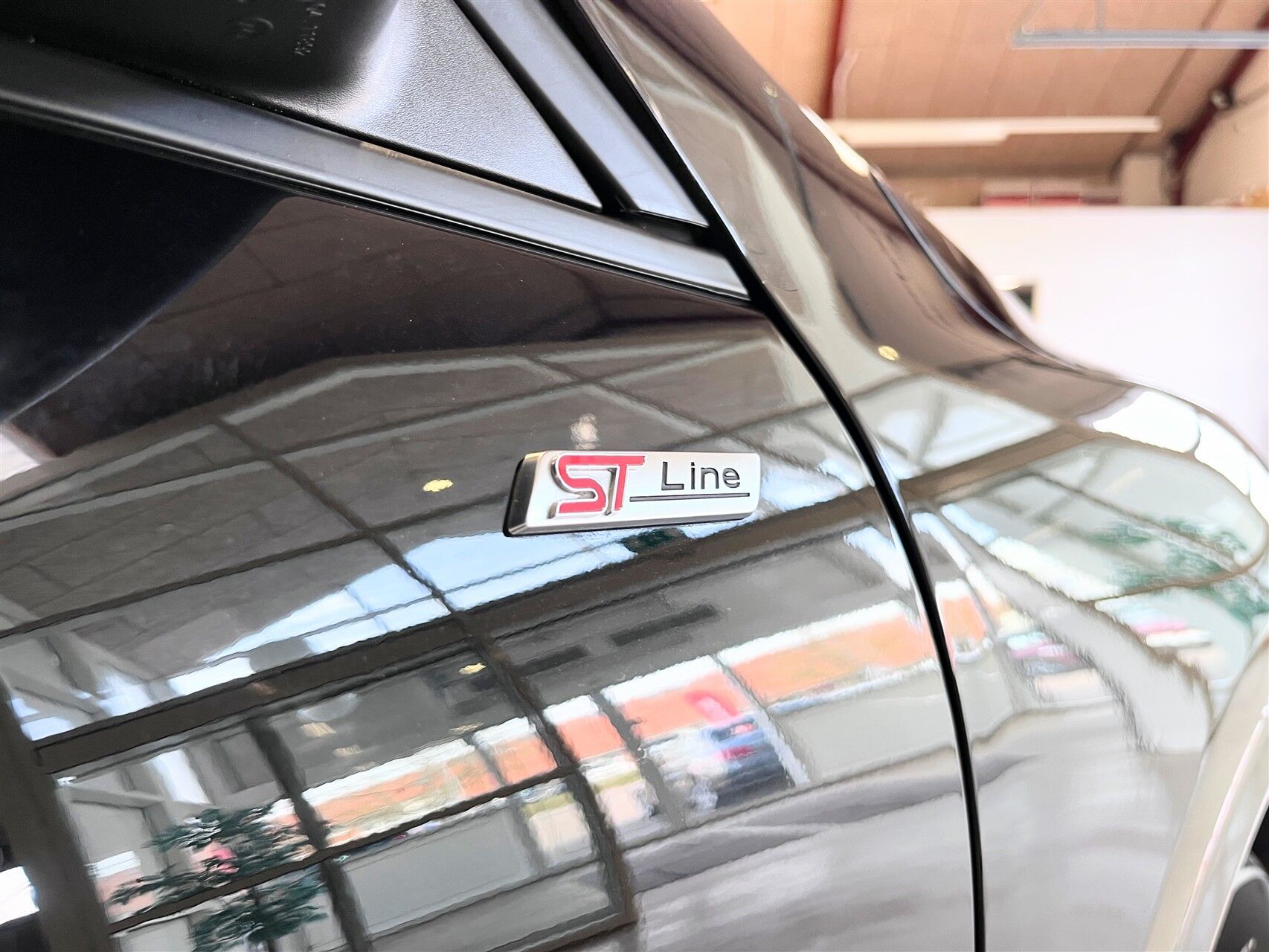 Billede af Ford Kuga 2,5 Plugin-hybrid ST-Line X CVT 225HK 5d Trinl. Gear