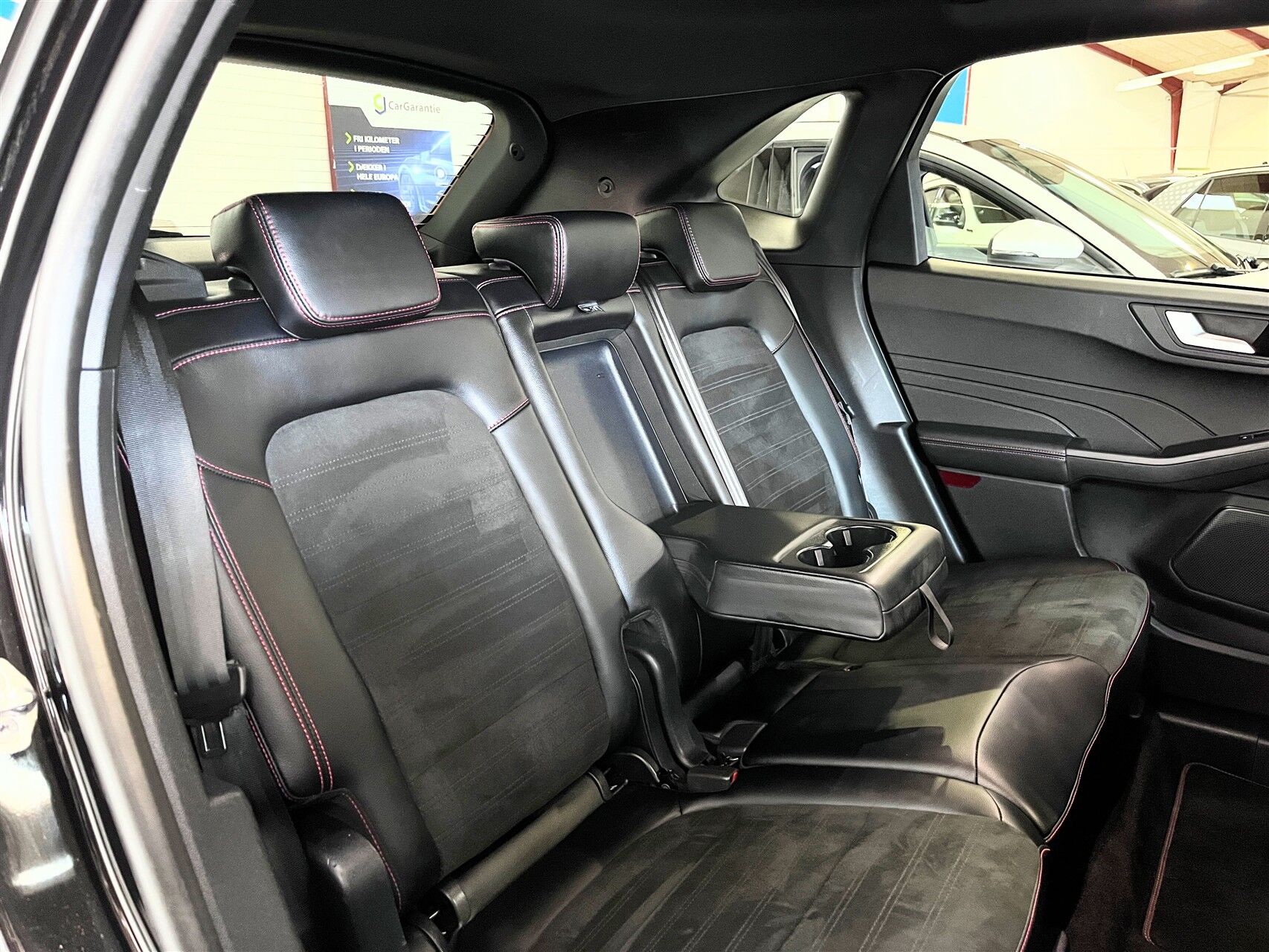 Billede af Ford Kuga 2,5 Plugin-hybrid ST-Line X CVT 225HK 5d Trinl. Gear