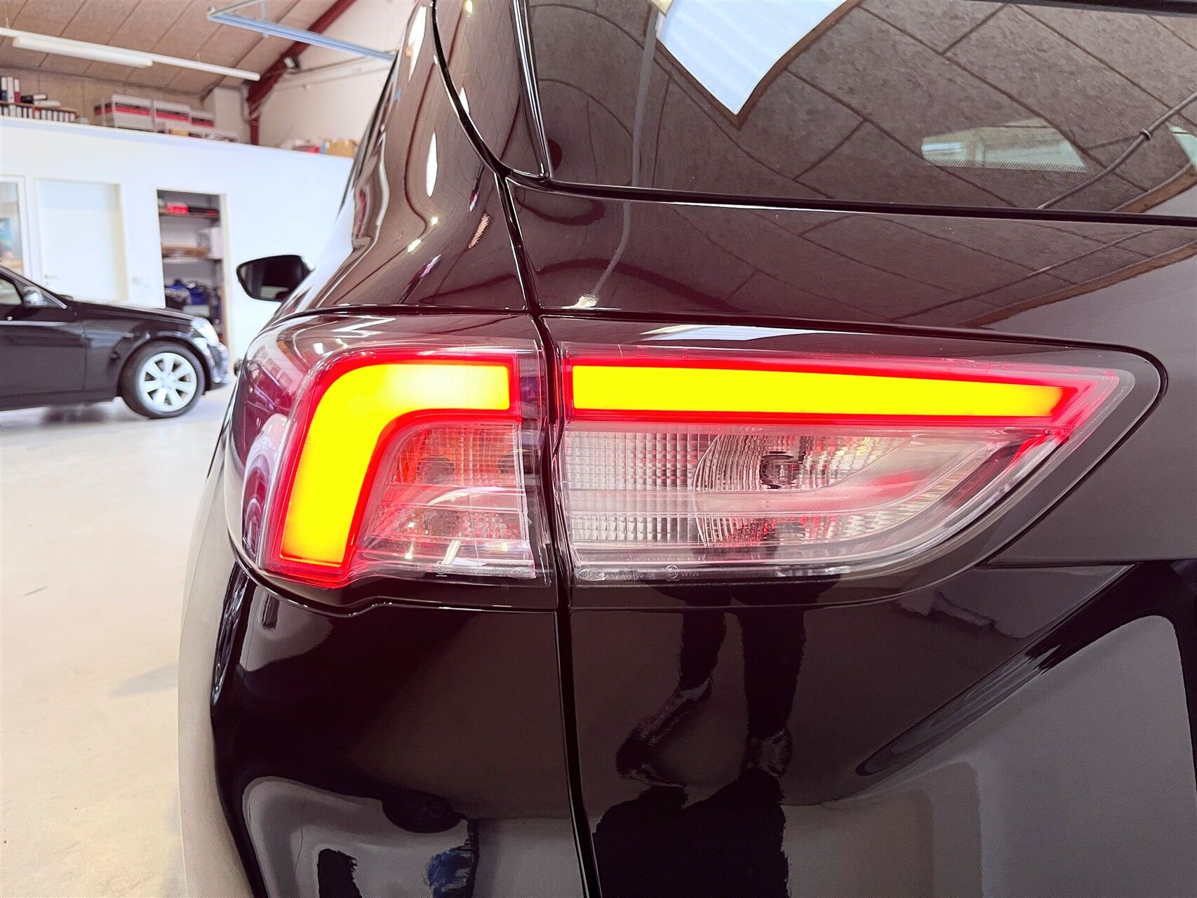 Billede af Ford Kuga 2,5 Plugin-hybrid ST-Line X CVT 225HK 5d Trinl. Gear