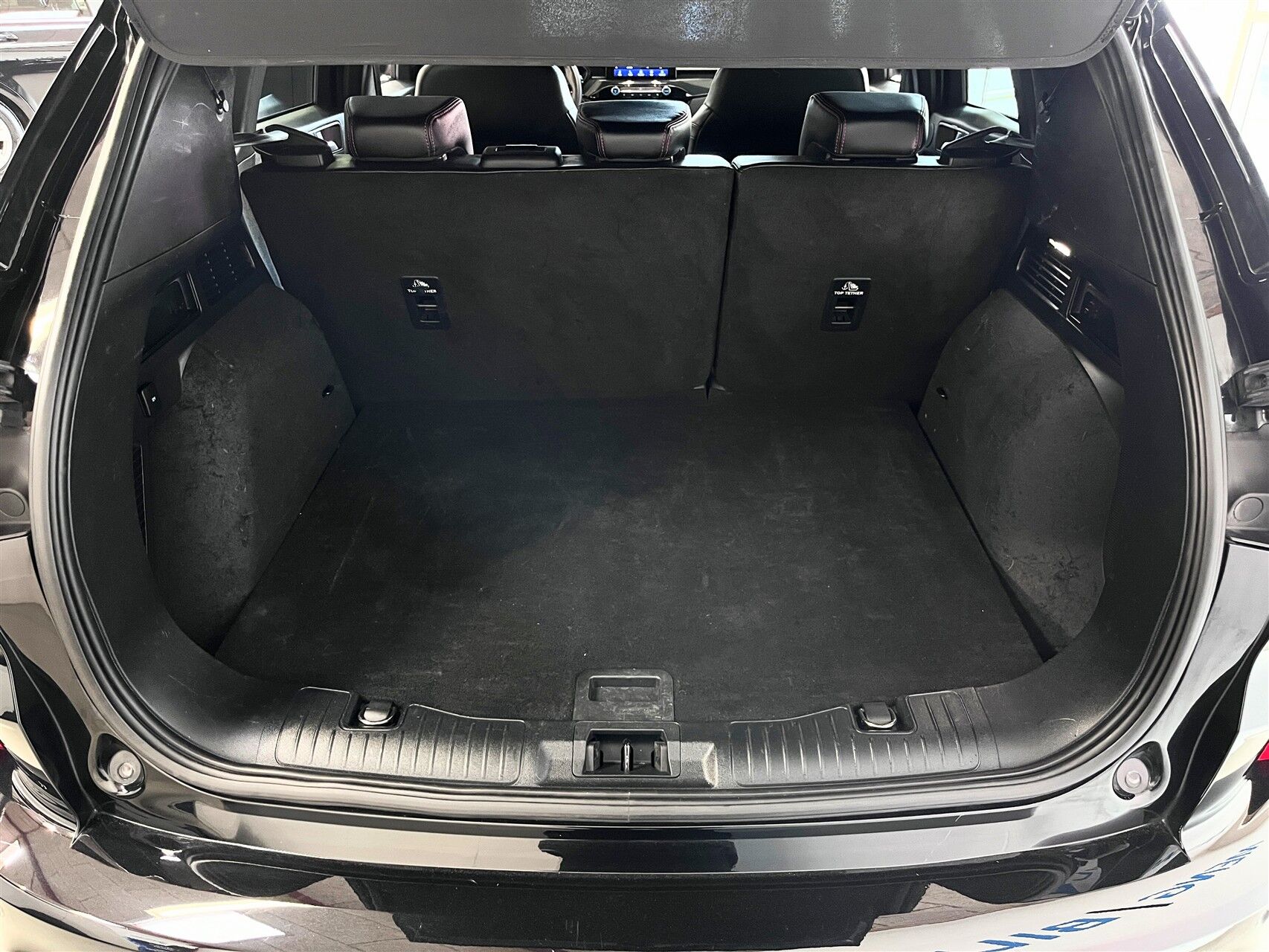 Billede af Ford Kuga 2,5 Plugin-hybrid ST-Line X CVT 225HK 5d Trinl. Gear