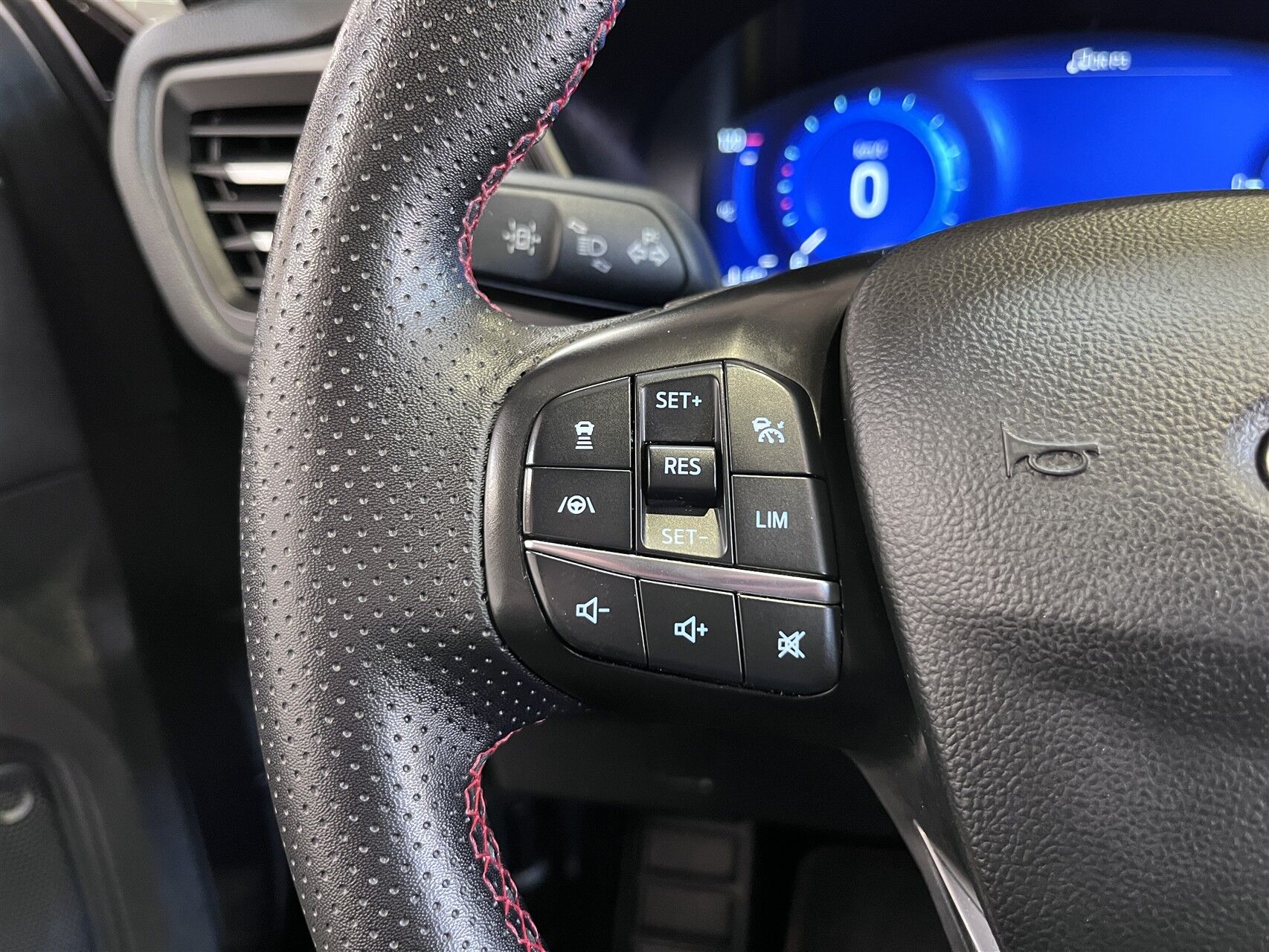 Billede af Ford Kuga 2,5 Plugin-hybrid ST-Line X CVT 225HK 5d Trinl. Gear