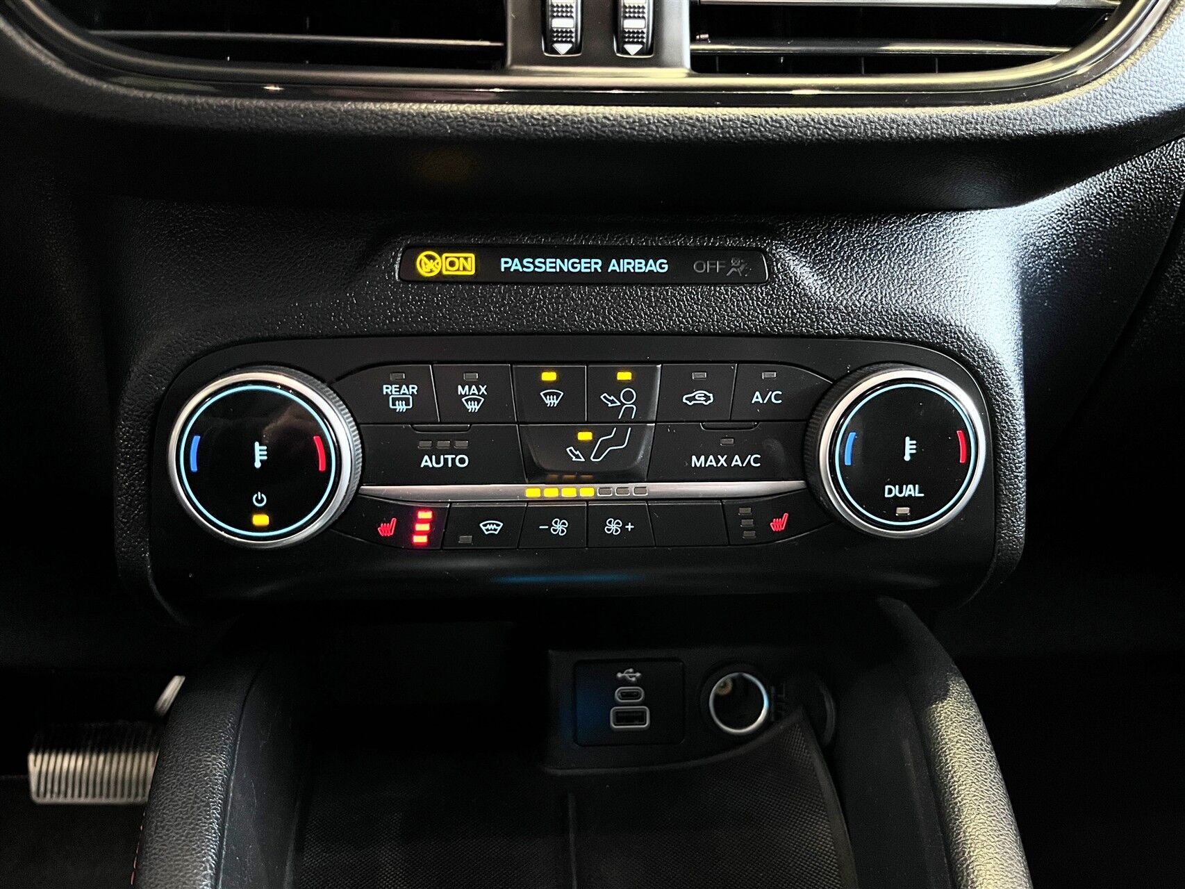 Billede af Ford Kuga 2,5 Plugin-hybrid ST-Line X CVT 225HK 5d Trinl. Gear