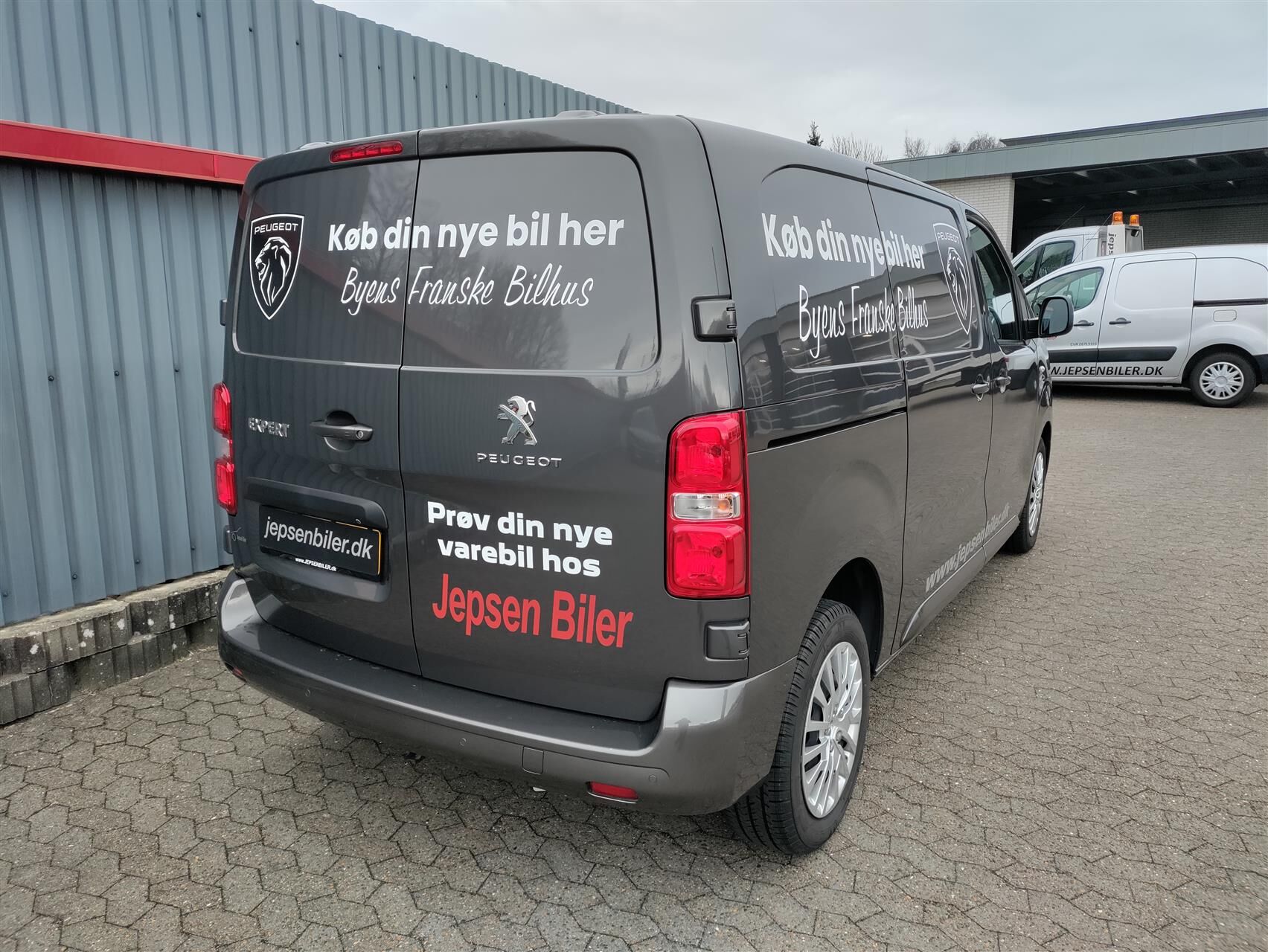 Billede af Peugeot Expert L2 2,0 BlueHDi Premium EAT8 144HK Van 8g Aut.