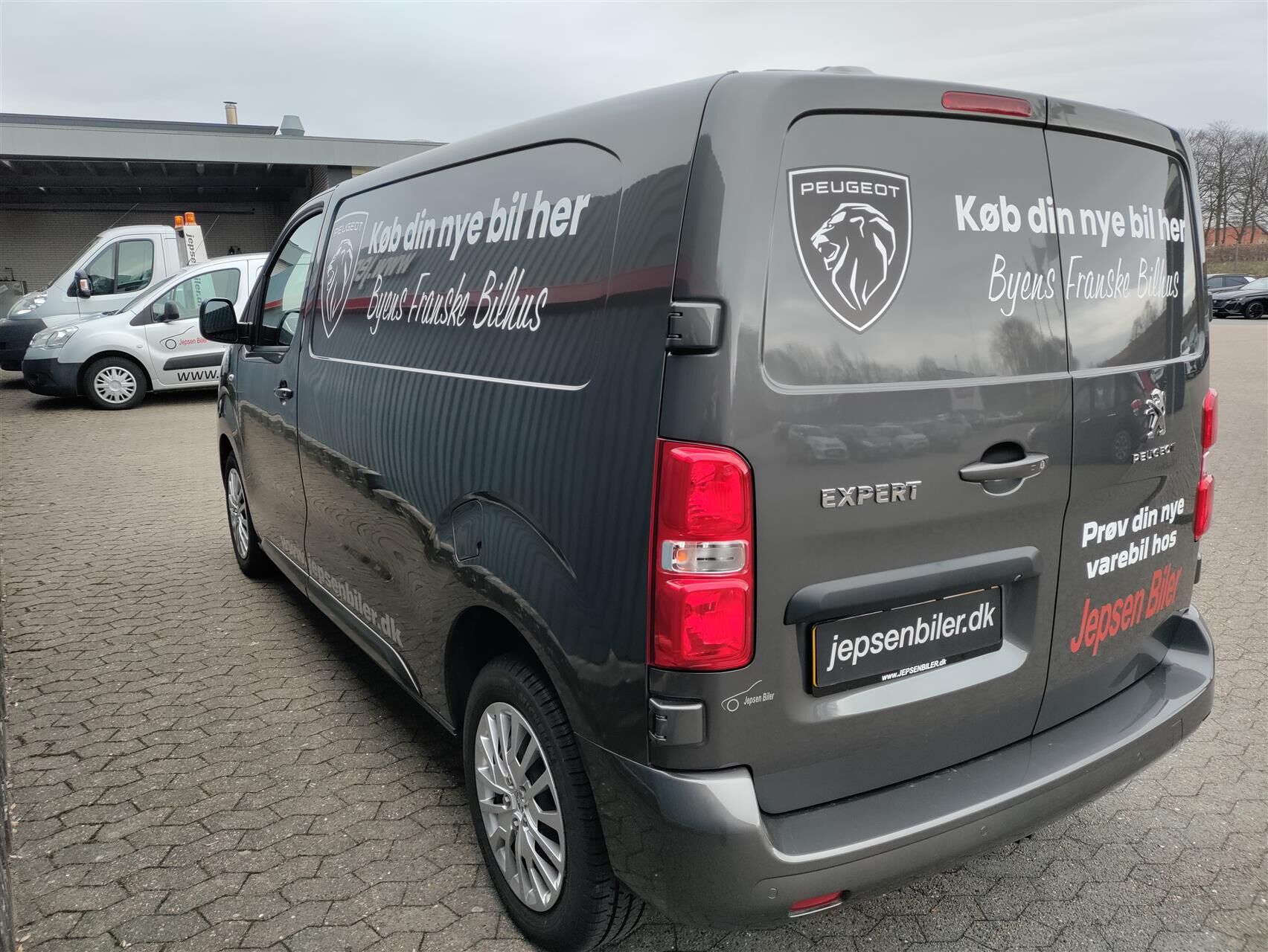 Billede af Peugeot Expert L2 2,0 BlueHDi Premium EAT8 144HK Van 8g Aut.