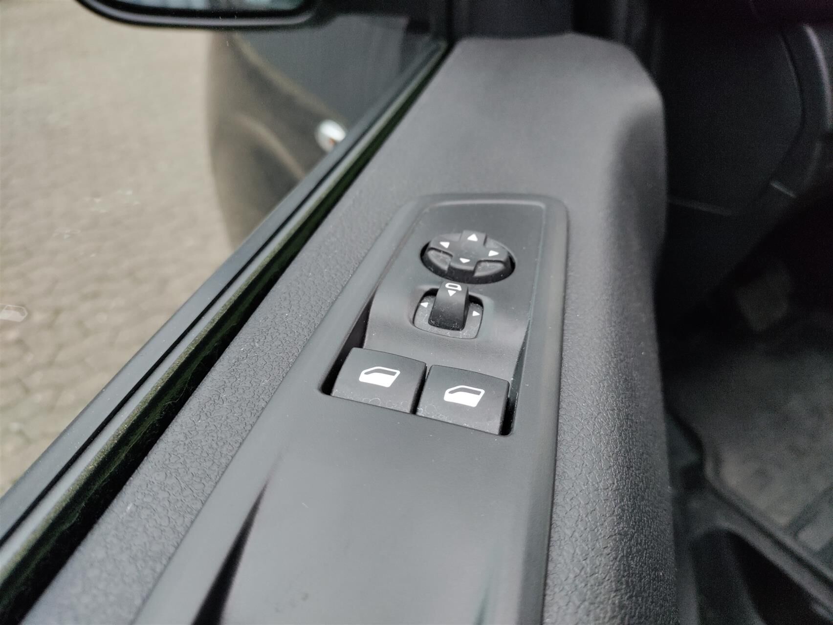 Billede af Peugeot Expert L2 2,0 BlueHDi Premium EAT8 144HK Van 8g Aut.