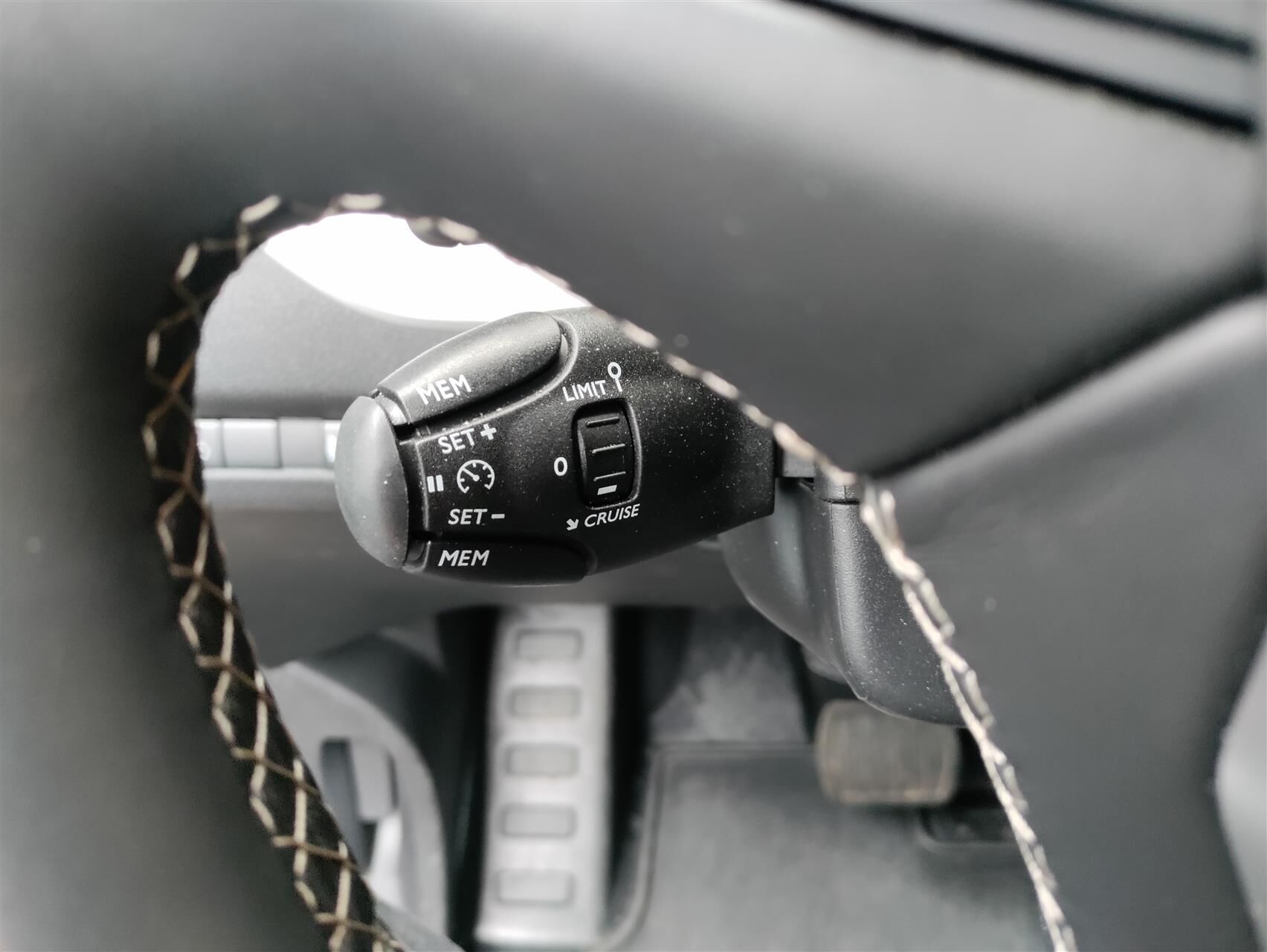 Billede af Peugeot Expert L2 2,0 BlueHDi Premium EAT8 144HK Van 8g Aut.