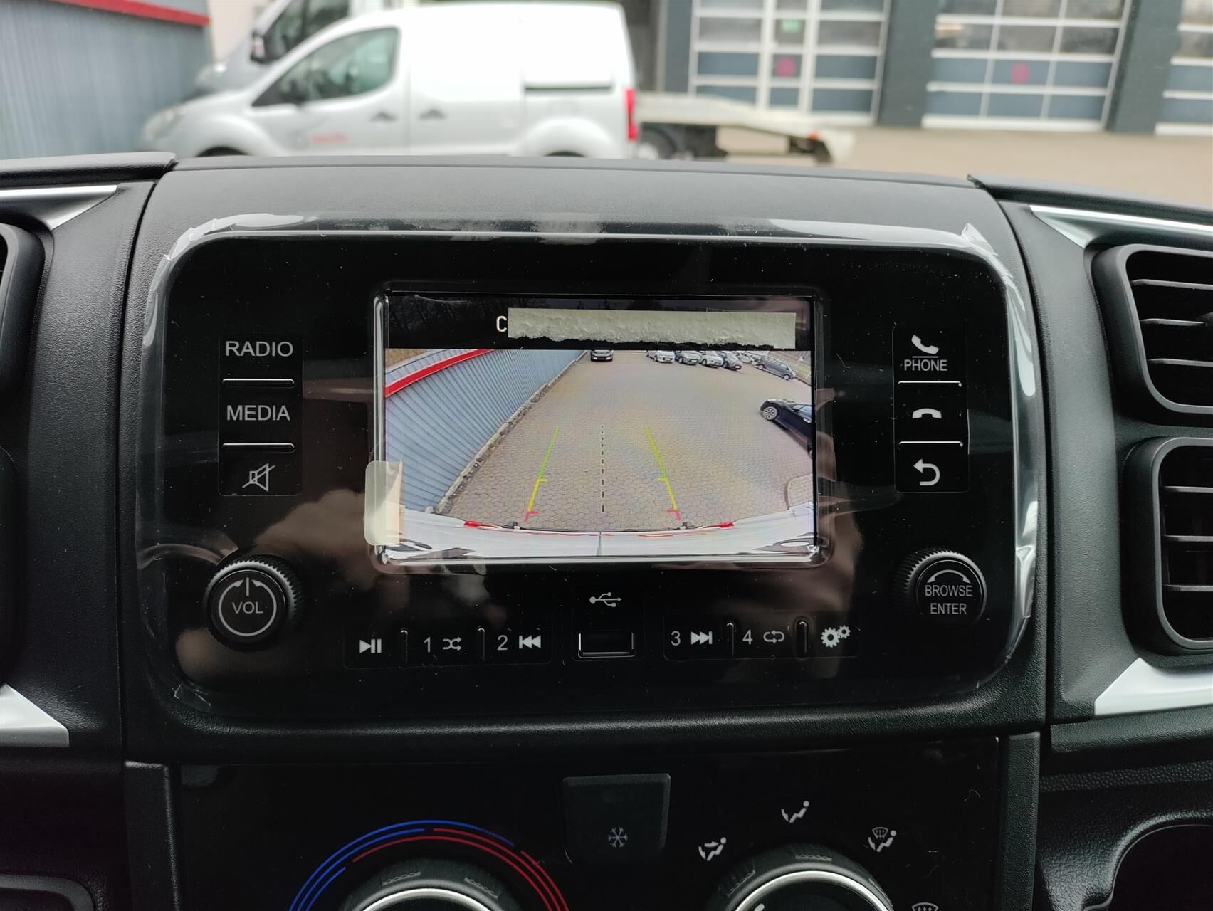 Billede af Peugeot Boxer 435 L2H2 2,2 BlueHDi Premium EAT8 180HK Van 8g Aut.