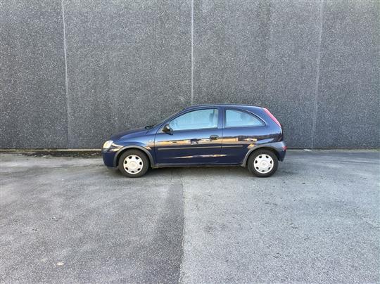 Opel Corsa 1,2 16V Cosmo 75HK 3d Aut.