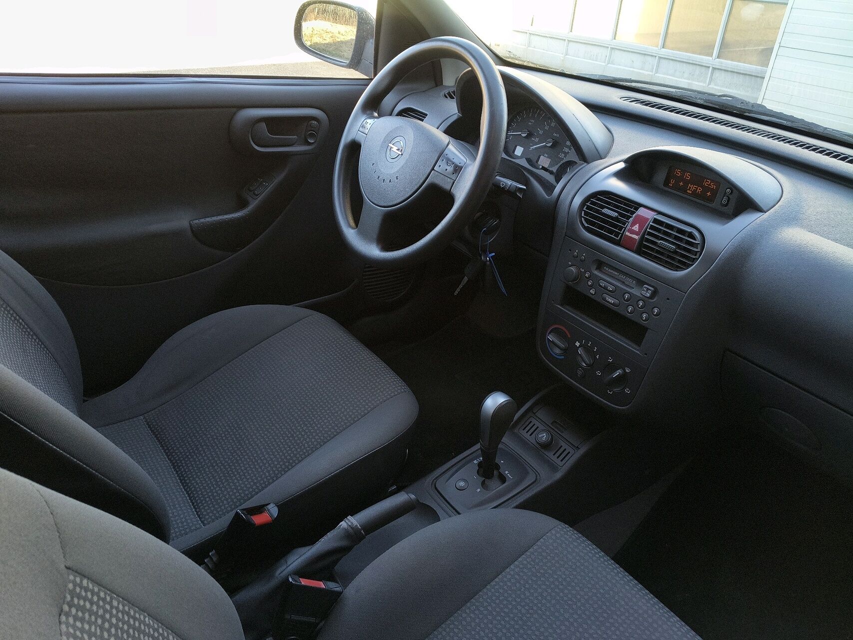 Billede af Opel Corsa 1,2 16V Cosmo 75HK 3d Aut.