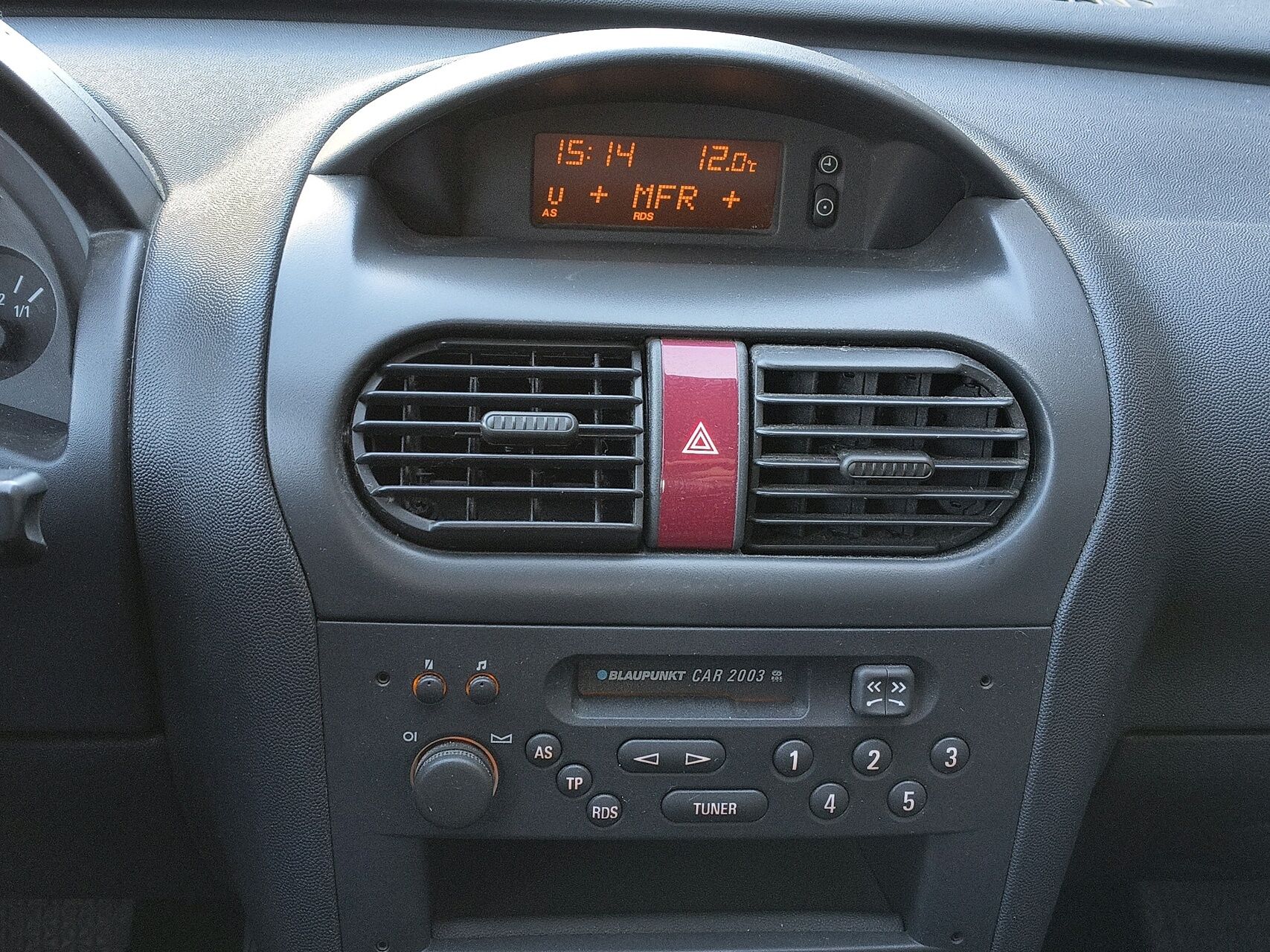 Billede af Opel Corsa 1,2 16V Cosmo 75HK 3d Aut.