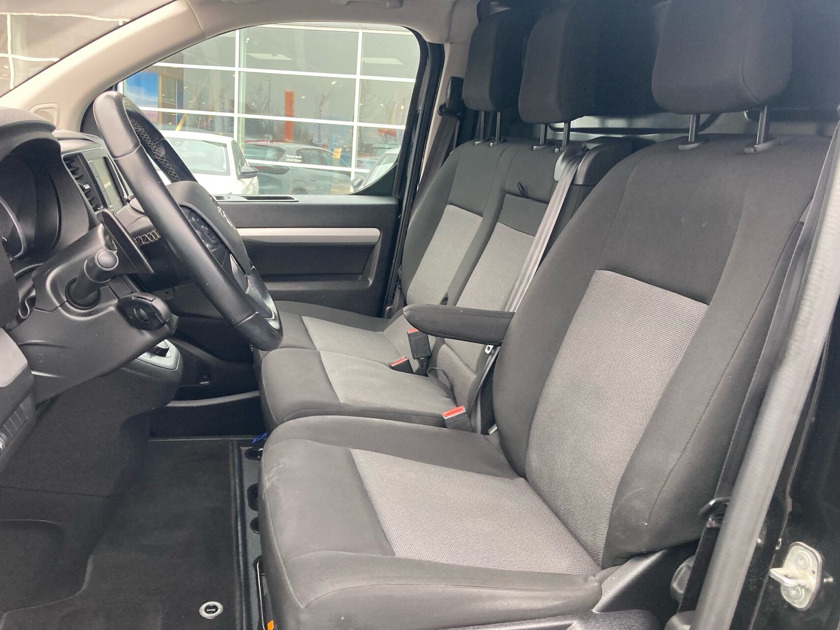 Billede af Opel Vivaro L3V2 2,0 BlueHDi Enjoy+ AT8 145HK Van 8g Aut.