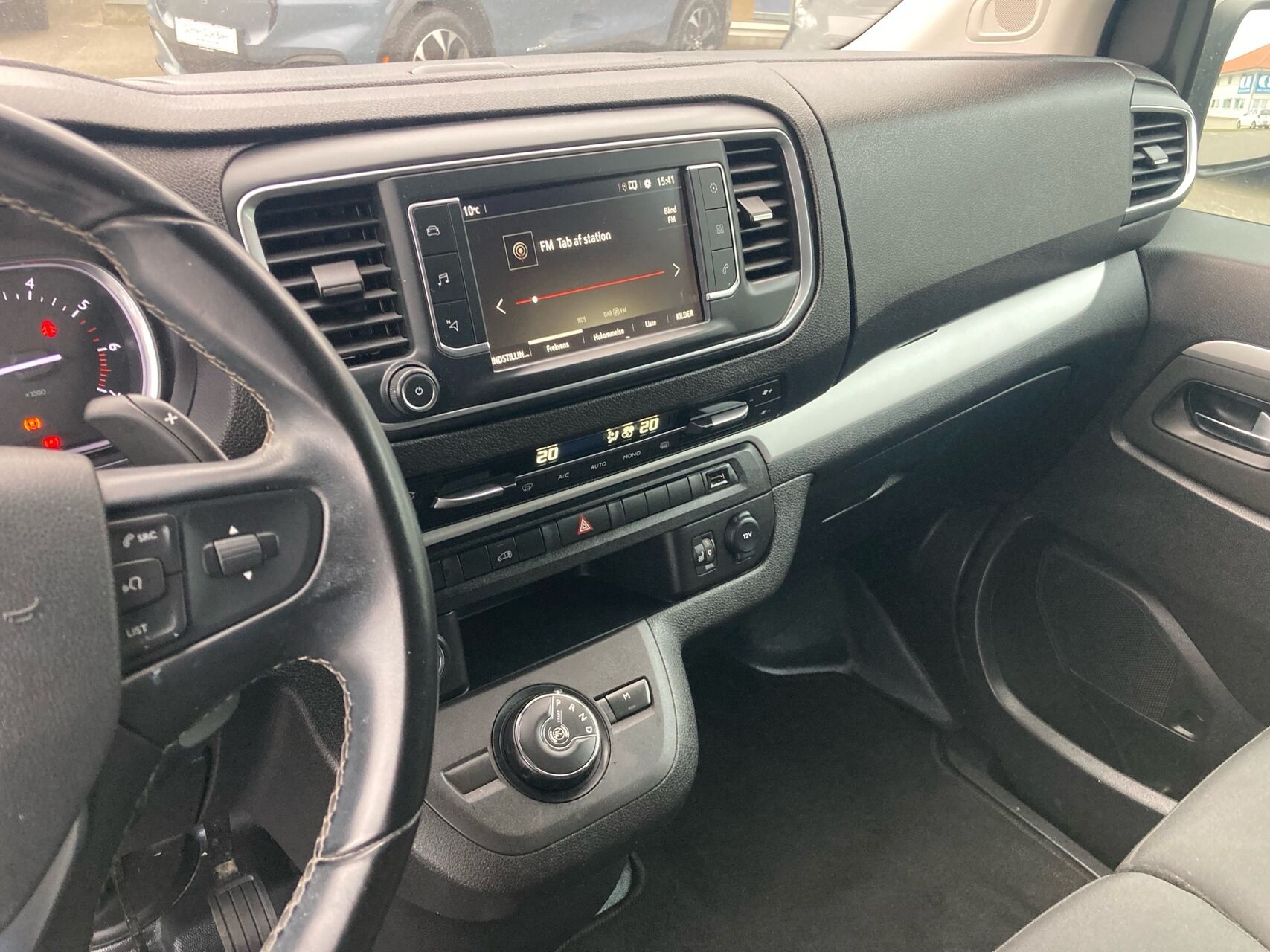 Billede af Opel Vivaro L3V2 2,0 BlueHDi Enjoy+ AT8 145HK Van 8g Aut.