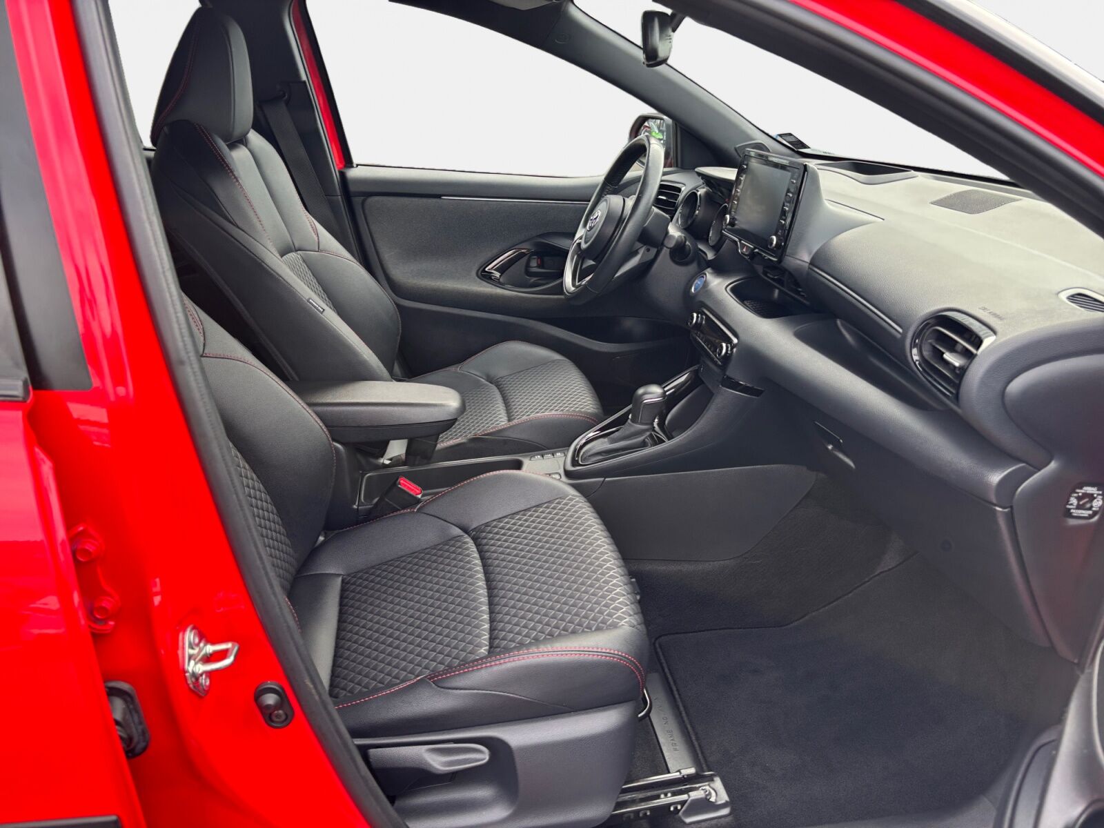 Billede af Toyota Yaris 1,5 Hybrid H3 Premier Edition 116HK 5d Trinl. Gear