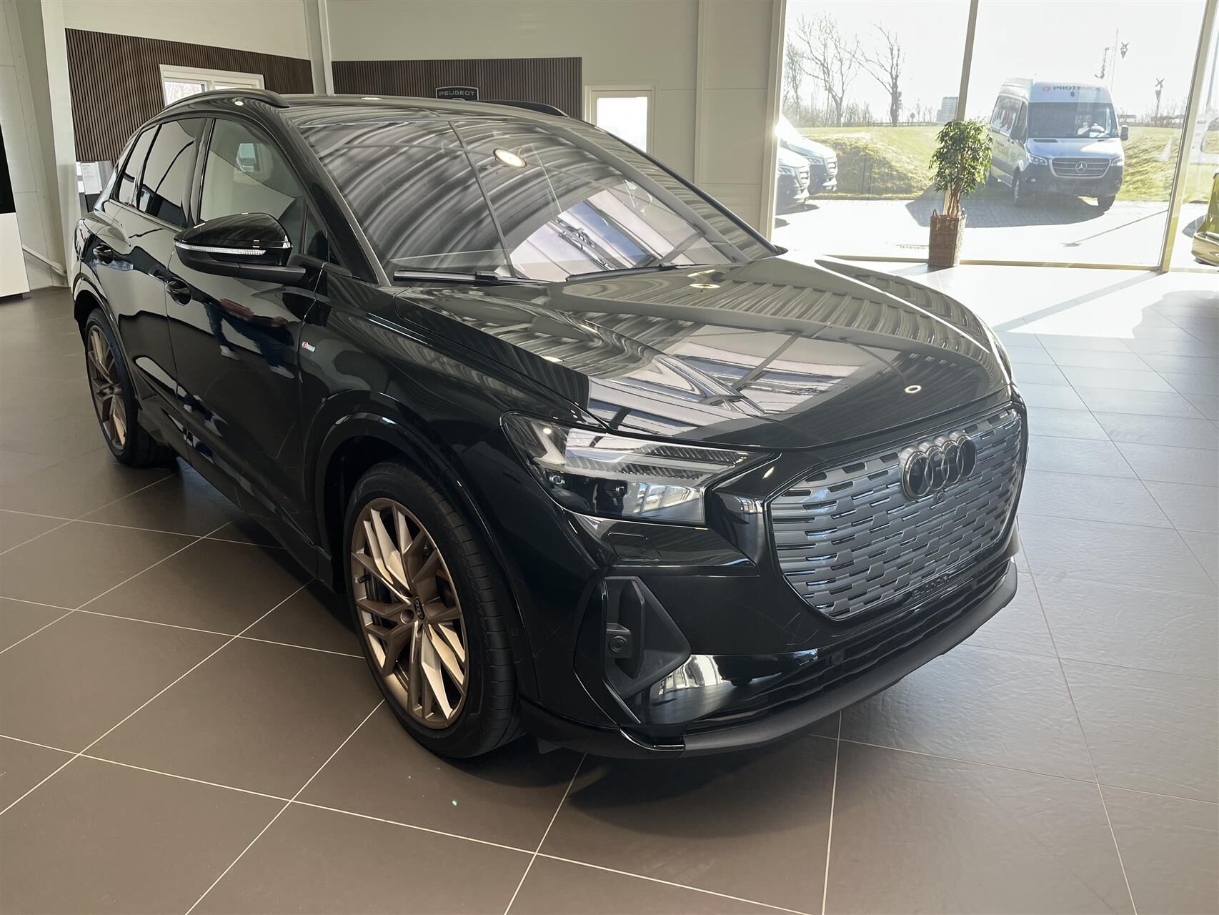 Billede af Audi Q4 45 E-tron Ultra 286HK 5d Aut.