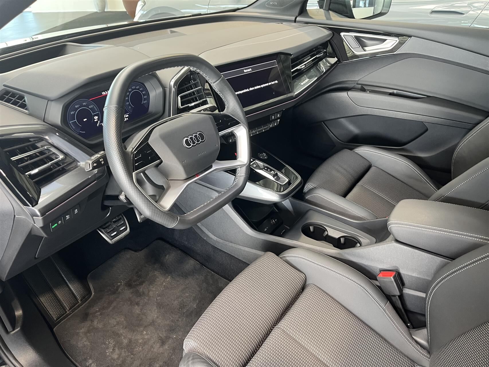 Billede af Audi Q4 45 E-tron Ultra 286HK 5d Aut.