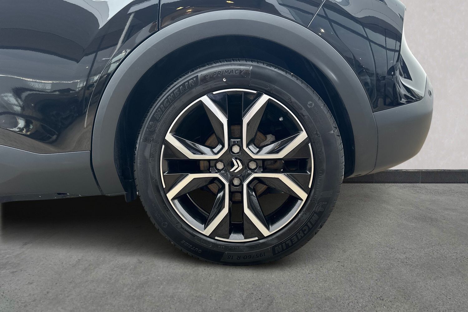 Billede af Citroën e-C4 EL Shine Ltd. 136HK 5d Aut.