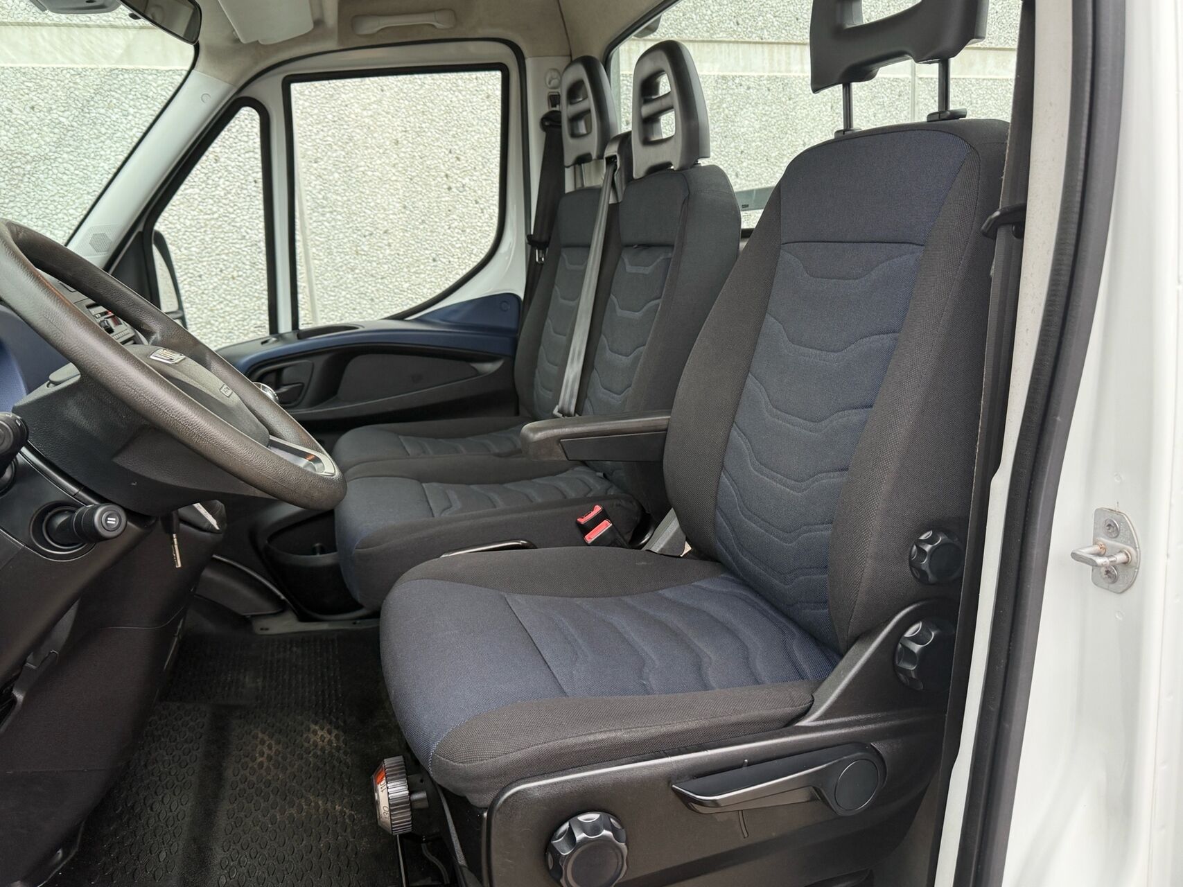 Billede af Iveco Daily 35S16 4100mm 2,3 D 146HK Ladv./Chas. 6g