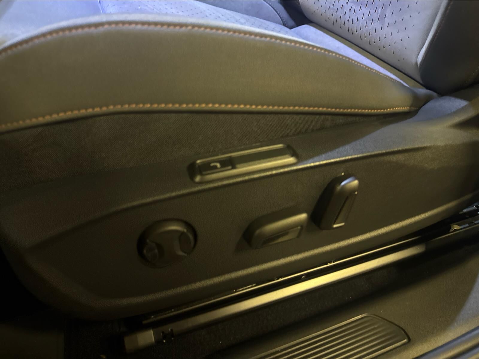 Billede af Cupra Born EL Dinamica 77 KW High 231HK 5d Aut. 