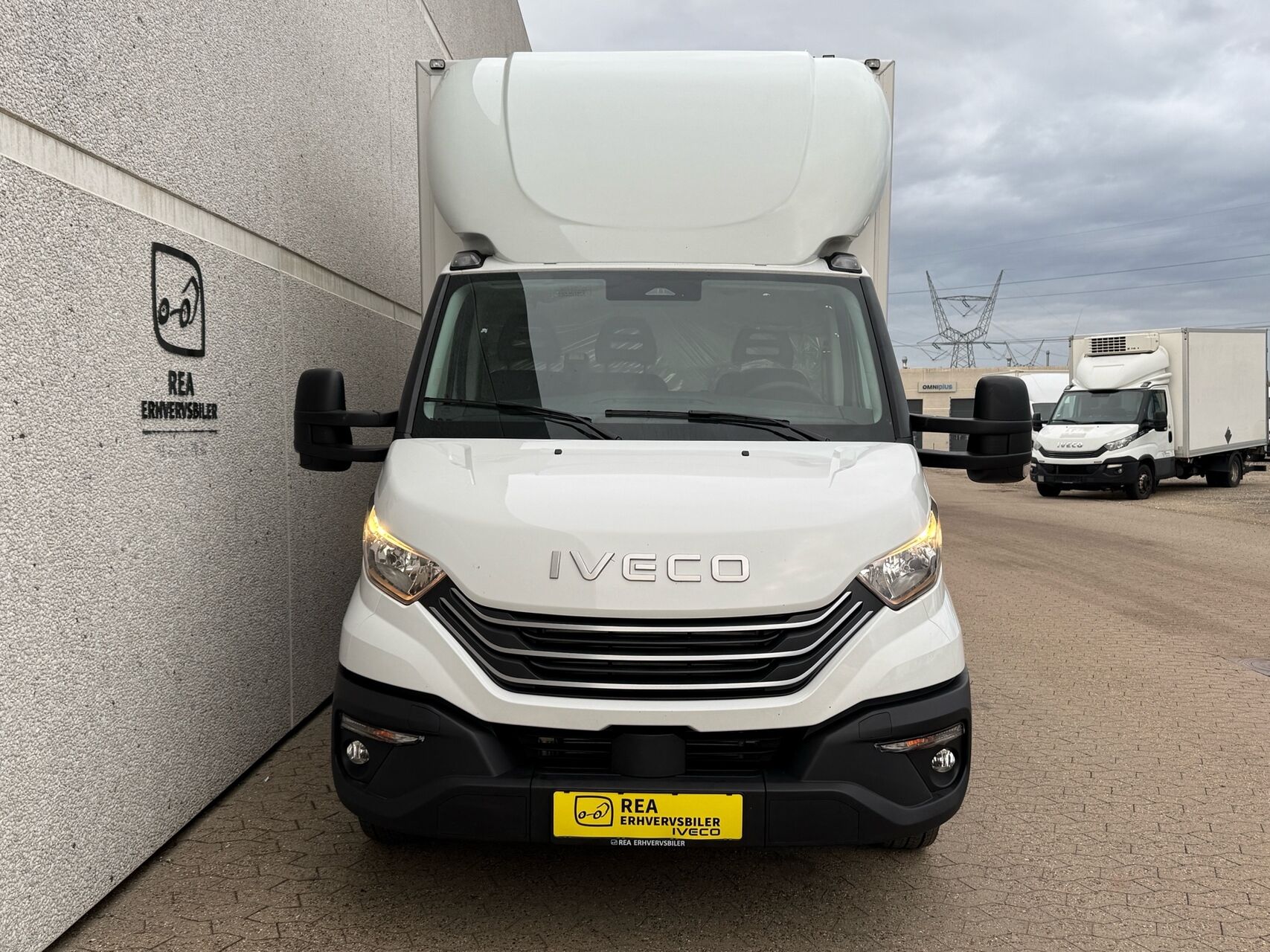 Billede af Iveco Daily 35S18 4100mm 3,0 D 180HK Ladv./Chas. 8g Aut.