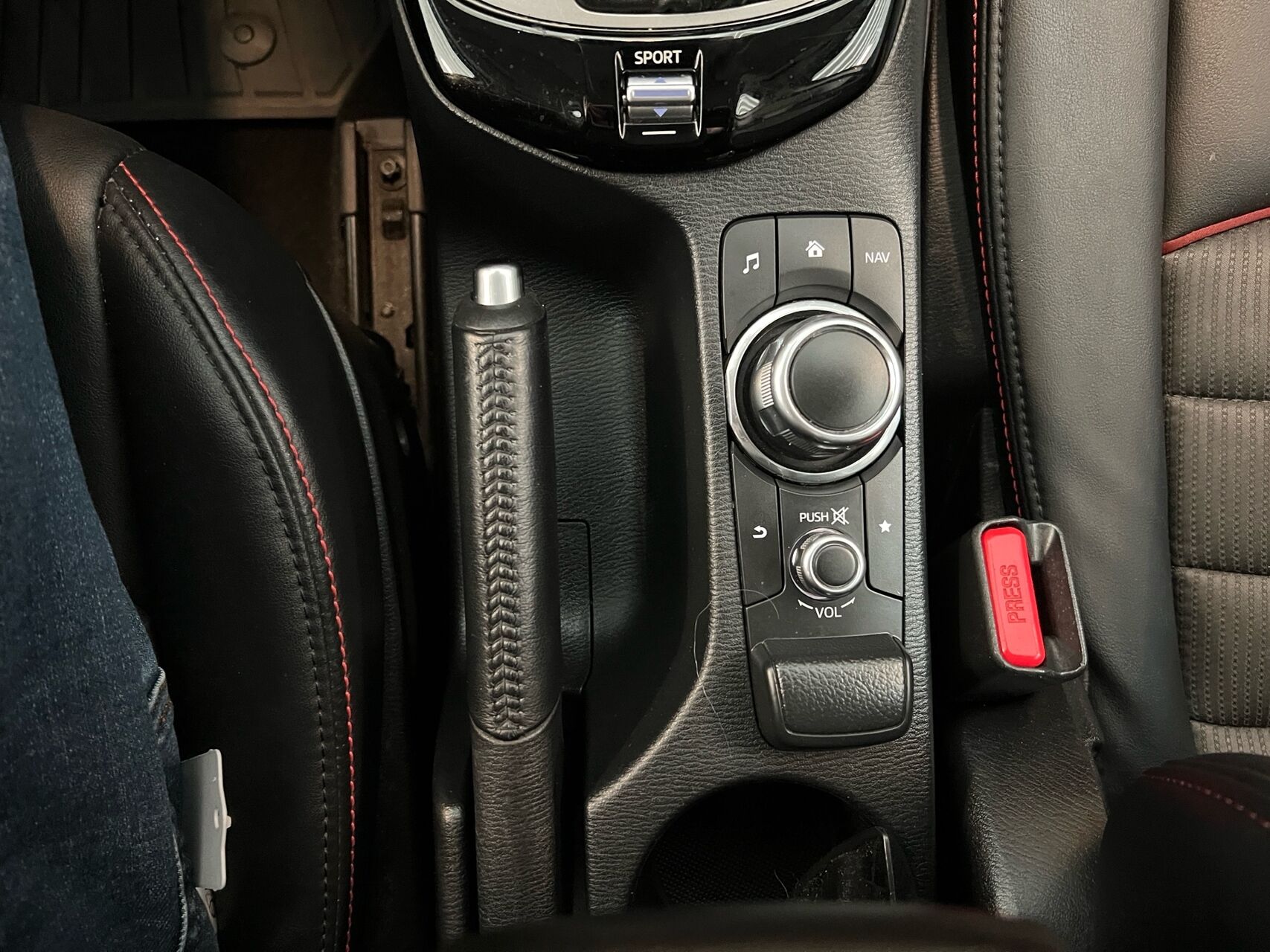 Billede af Mazda CX-3 2,0 Skyactiv-G Optimum 120HK 5d 6g Aut.