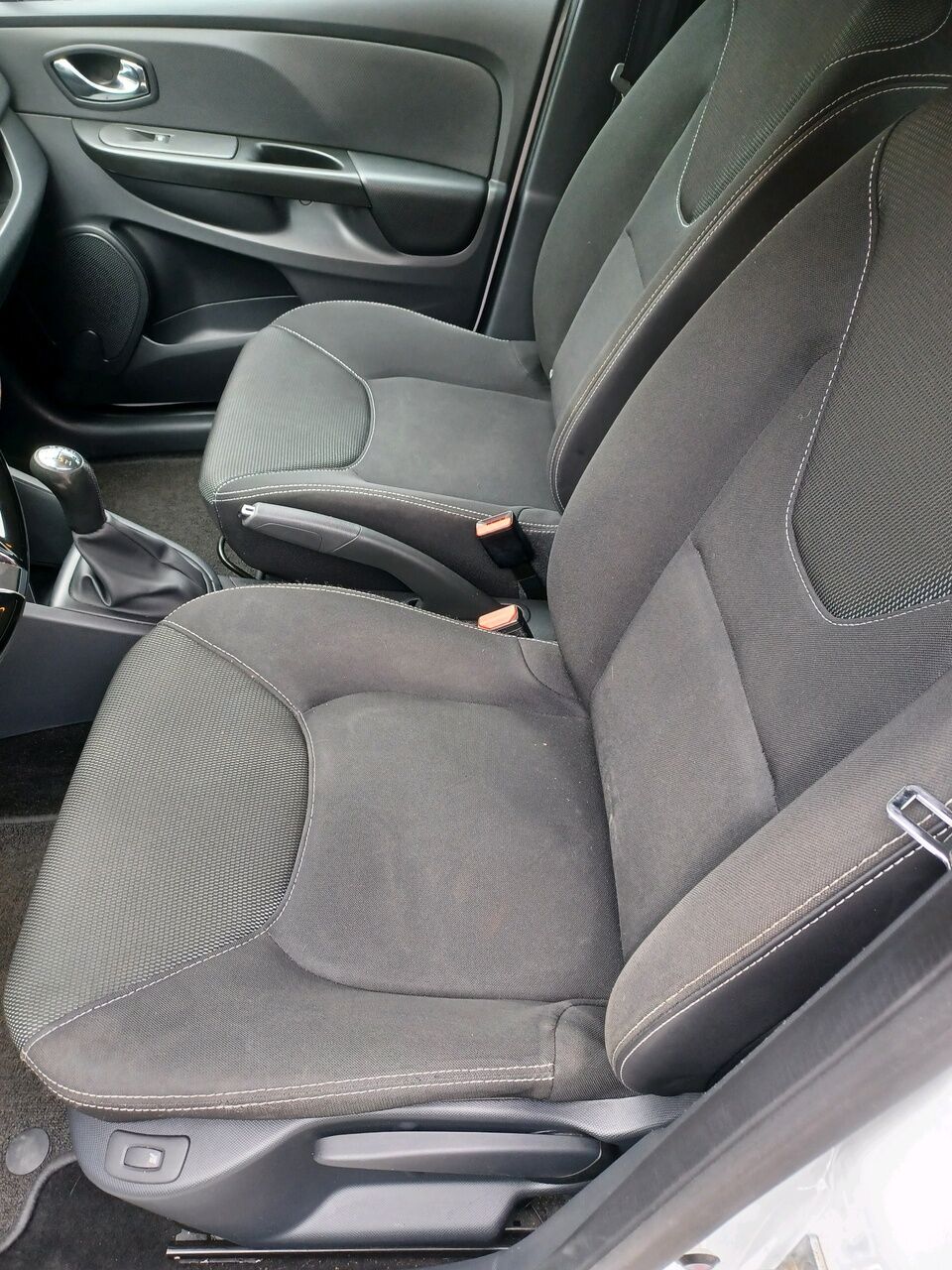 Billede af Renault Clio 1,2 16V Expression 75HK 5d