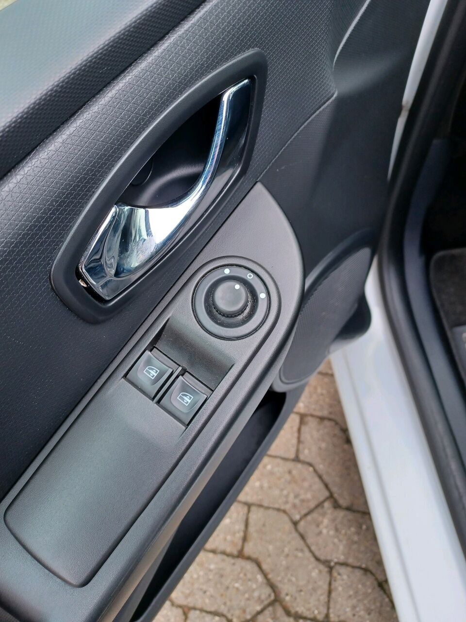 Billede af Renault Clio 1,2 16V Expression 75HK 5d