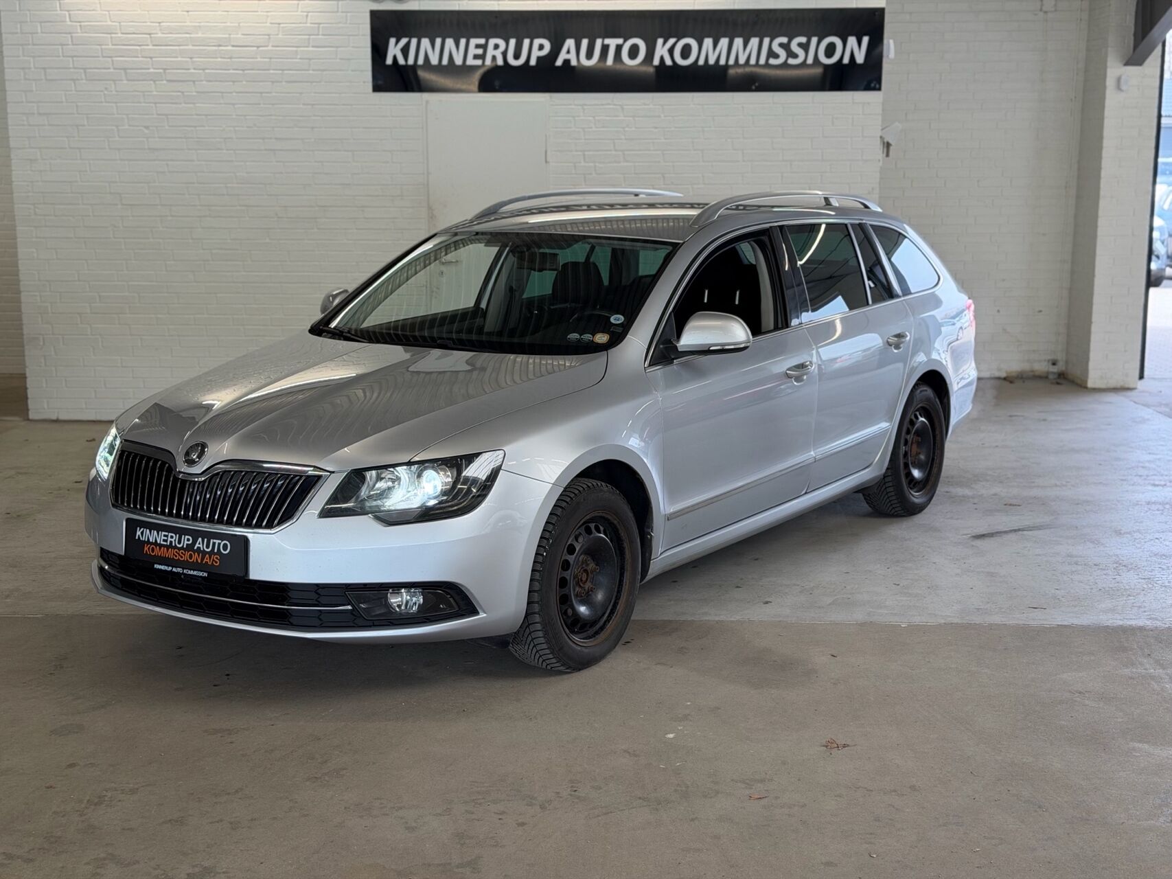 Billede af Skoda Superb Combi 2,0 TDI Common Rail DPF Elegance DSG 170HK Stc 6g Aut.