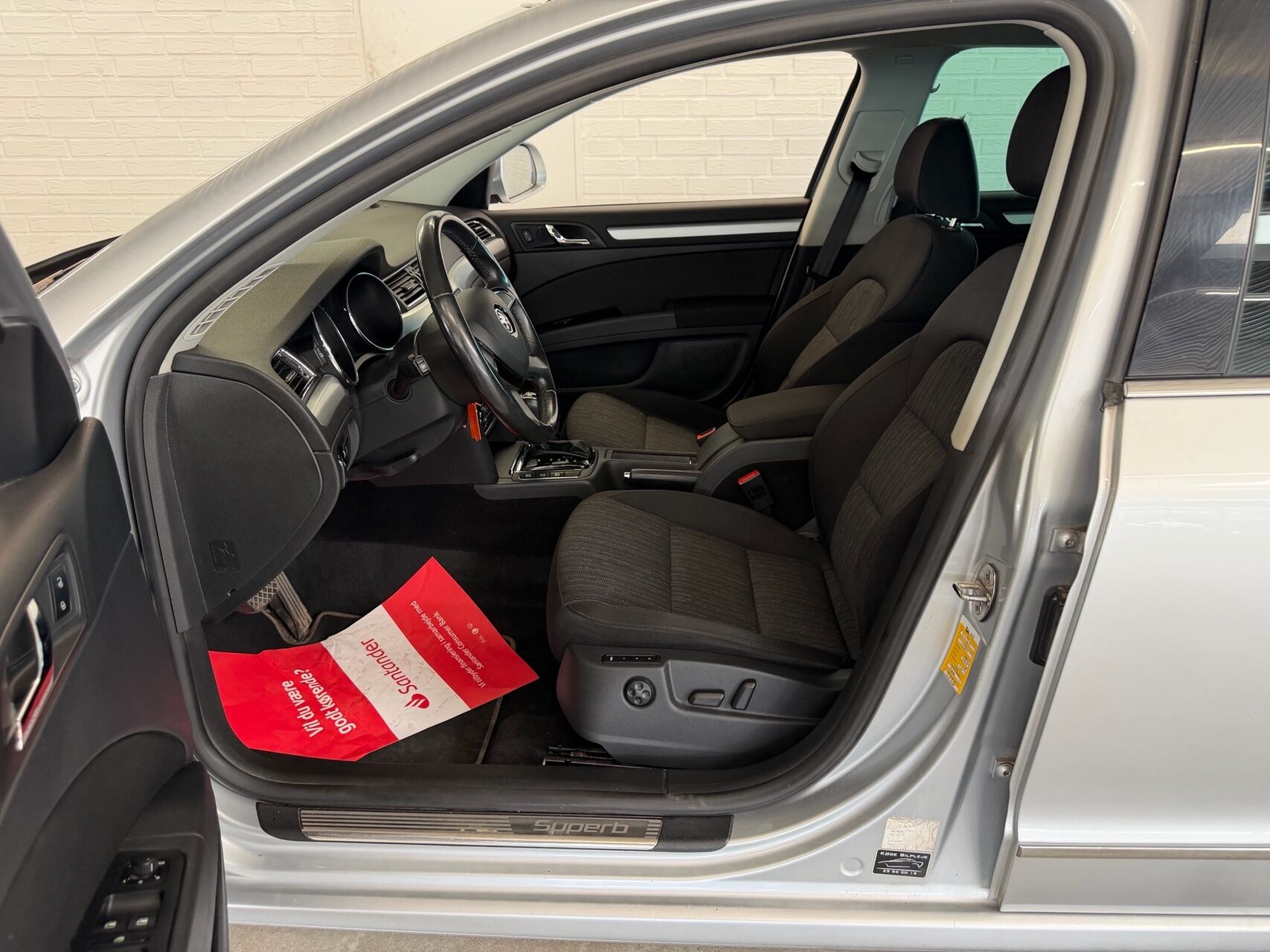 Billede af Skoda Superb Combi 2,0 TDI Common Rail DPF Elegance DSG 170HK Stc 6g Aut.