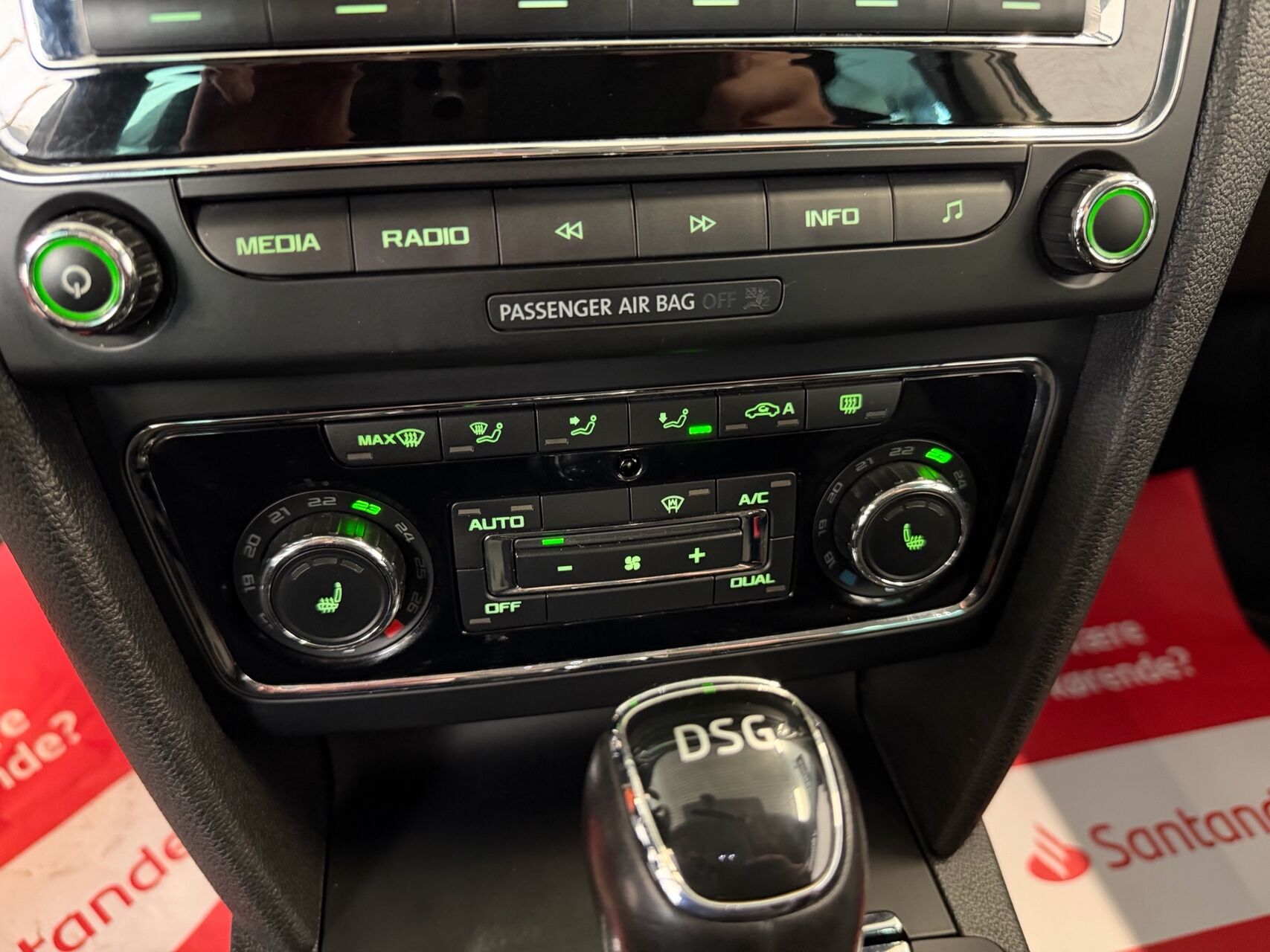 Billede af Skoda Superb Combi 2,0 TDI Common Rail DPF Elegance DSG 170HK Stc 6g Aut.