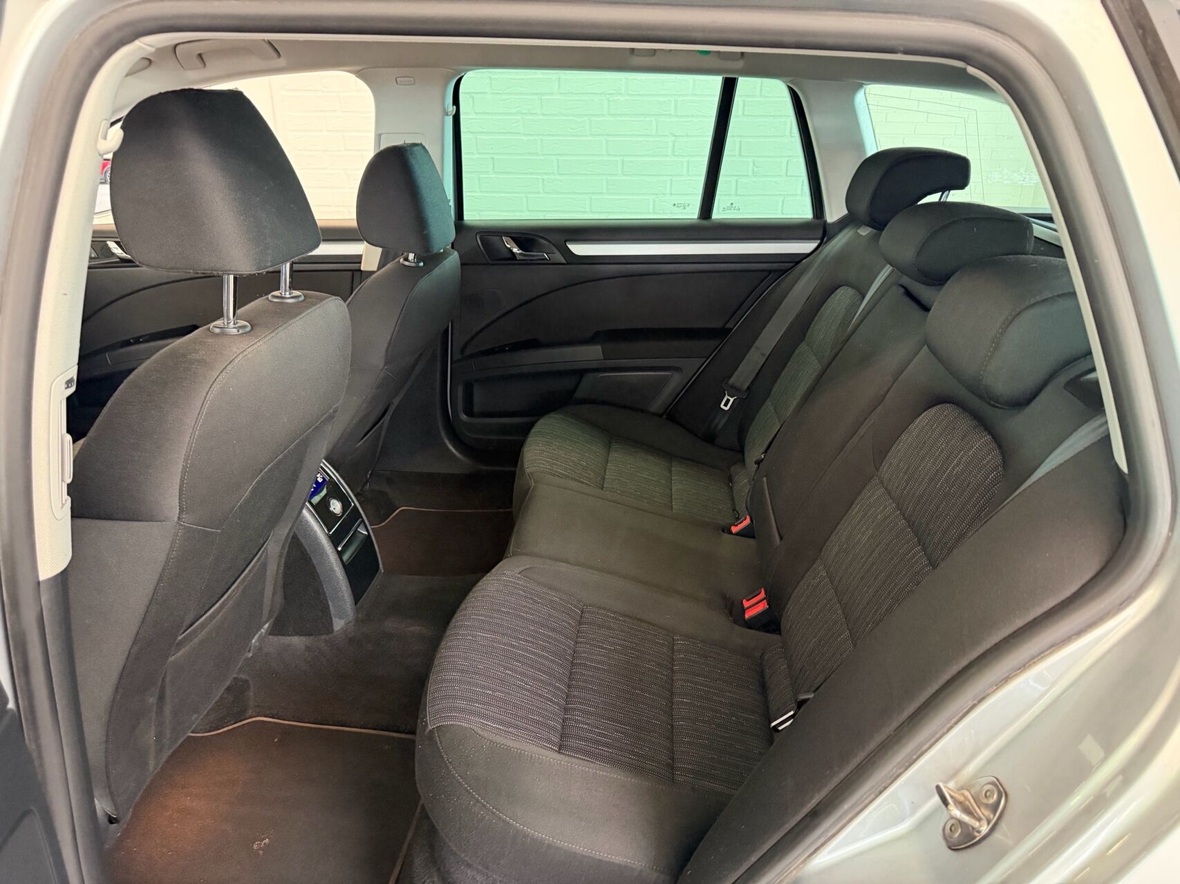 Billede af Skoda Superb Combi 2,0 TDI Common Rail DPF Elegance DSG 170HK Stc 6g Aut.