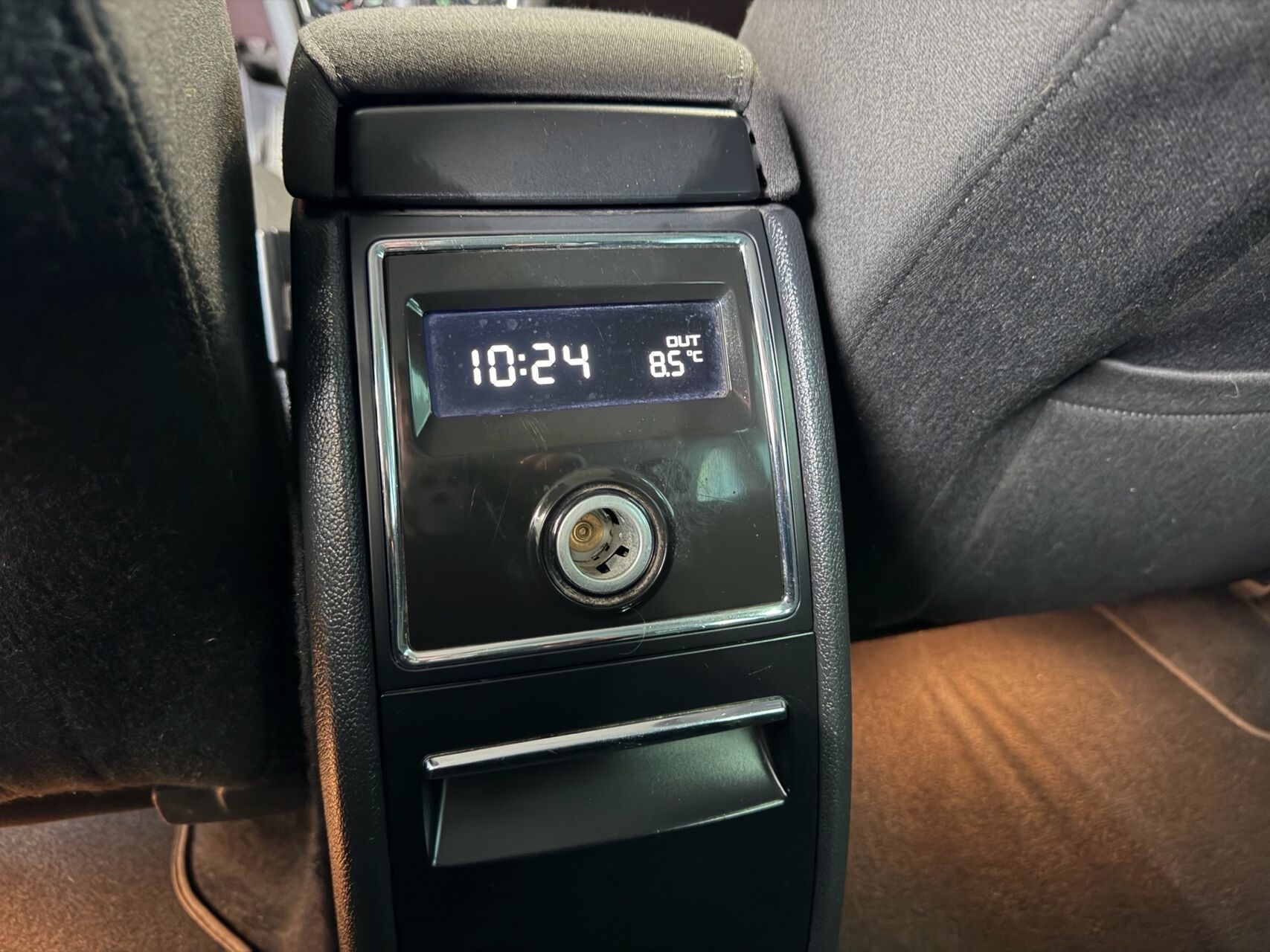 Billede af Skoda Superb Combi 2,0 TDI Common Rail DPF Elegance DSG 170HK Stc 6g Aut.