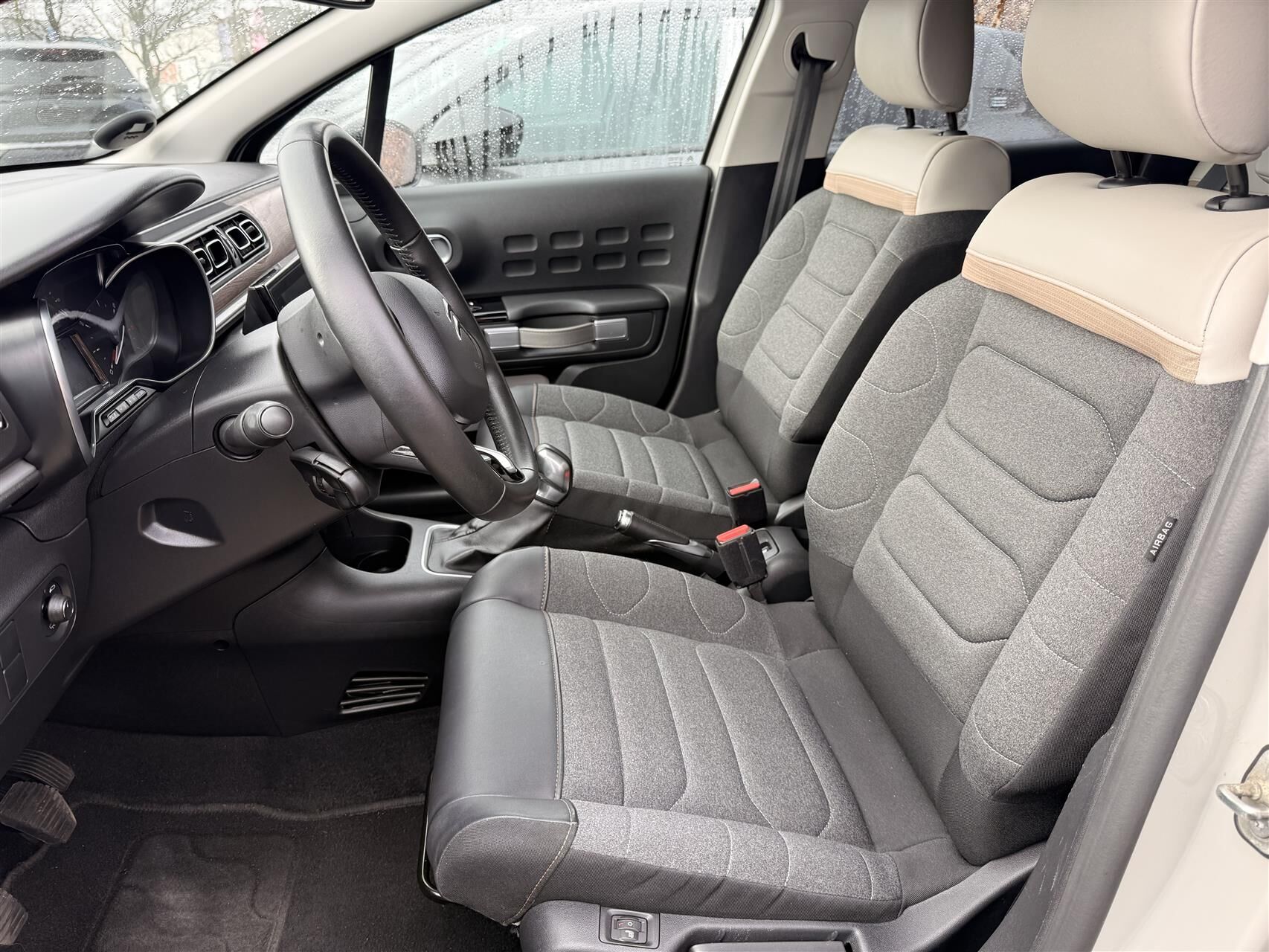 Billede af Citroën C3 1,2 PureTech Shine Sport 83HK 5d