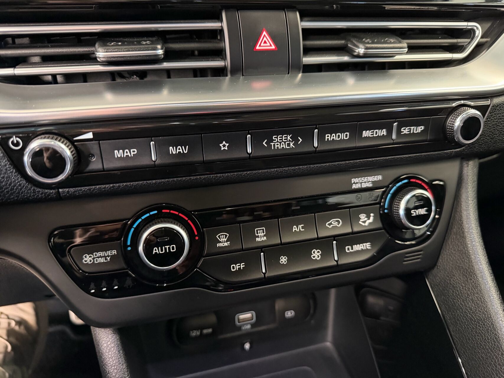 Billede af Kia Niro 1,6 GDI PHEV  Plugin-hybrid Advance DCT 141HK 5d 6g Aut.