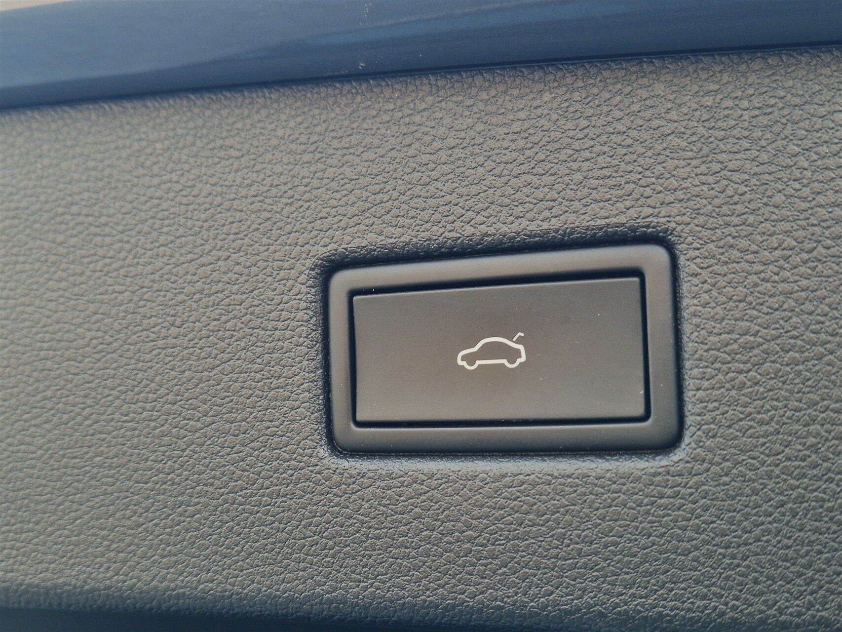 Billede af VW Tiguan 1,4 TSI eHybrid Elegance DSG 245HK 5d 6g Aut.