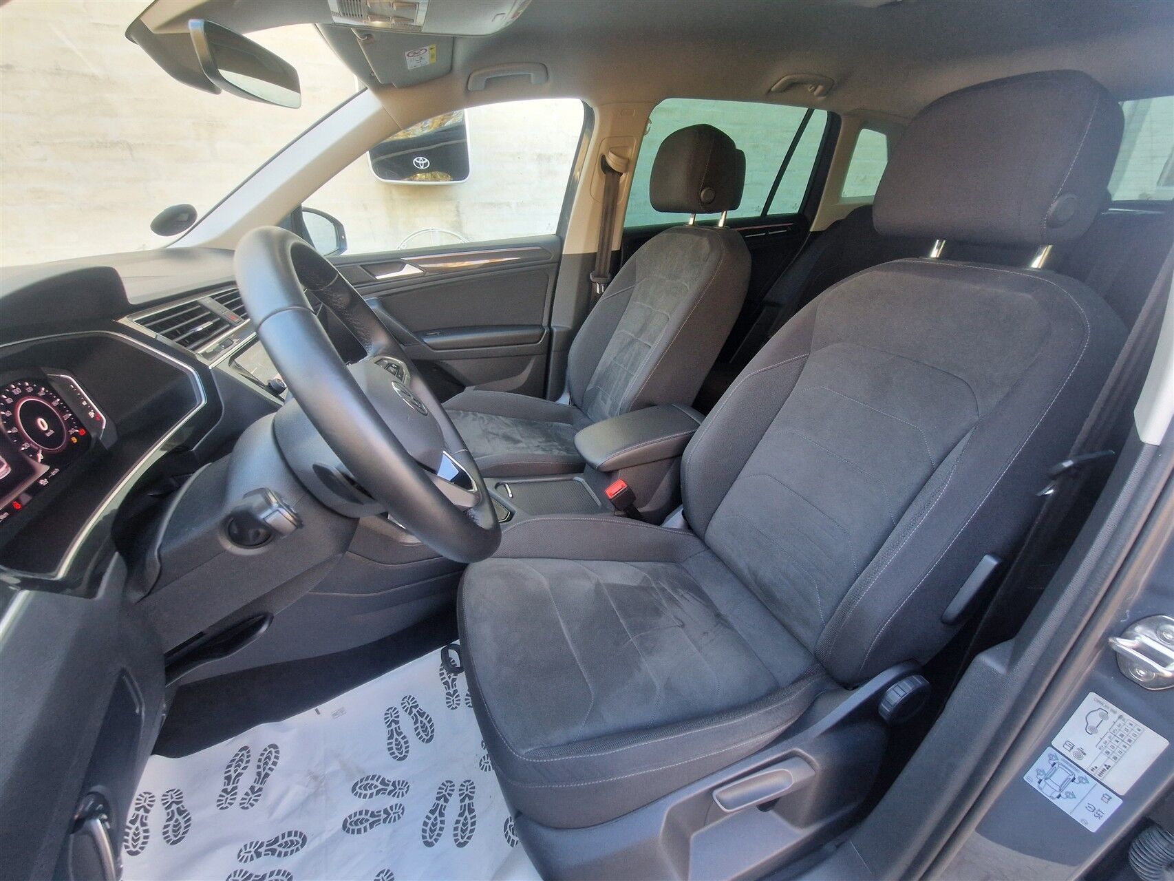 Billede af VW Tiguan 1,4 TSI eHybrid Elegance DSG 245HK 5d 6g Aut.