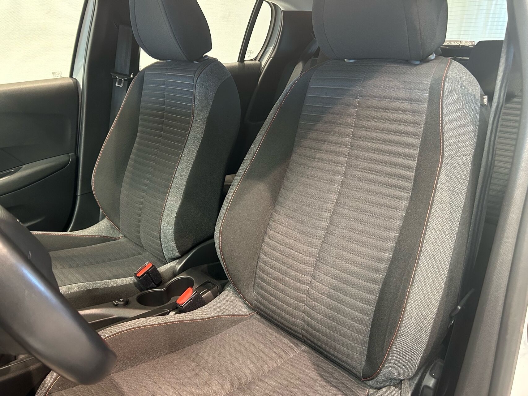 Billede af Peugeot 208 1,2 PureTech Active Edition 75HK 5d