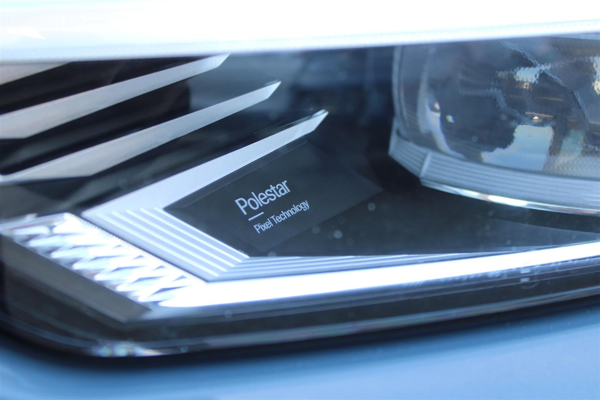 Billede af Polestar 2 EL Intro Dual motor AWD 408HK 5d Aut.