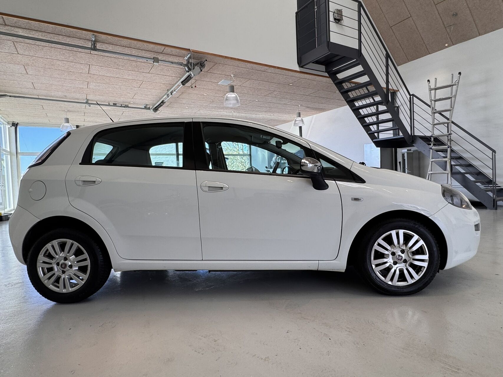 Billede af Fiat Punto 0,9 TwinAir Lounge Start & Stop 85HK 5d