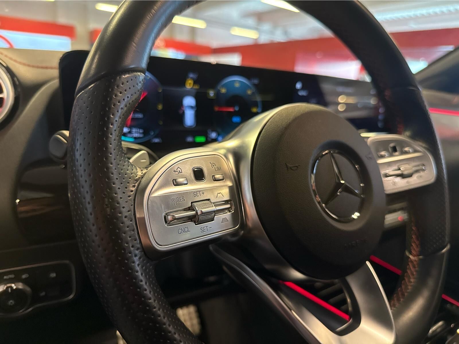 Billede af Mercedes-Benz EQA 250+ EL AMG Line 190HK 5d Aut.