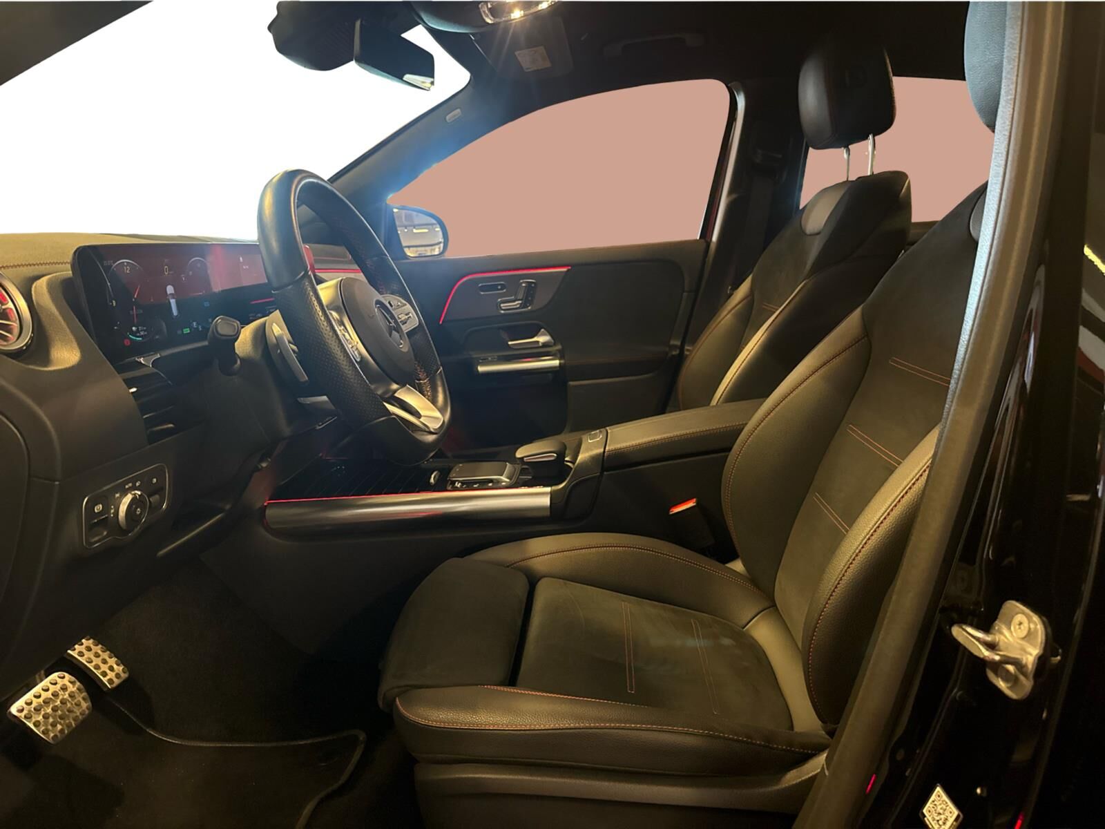 Billede af Mercedes-Benz EQA 250+ EL AMG Line 190HK 5d Aut.