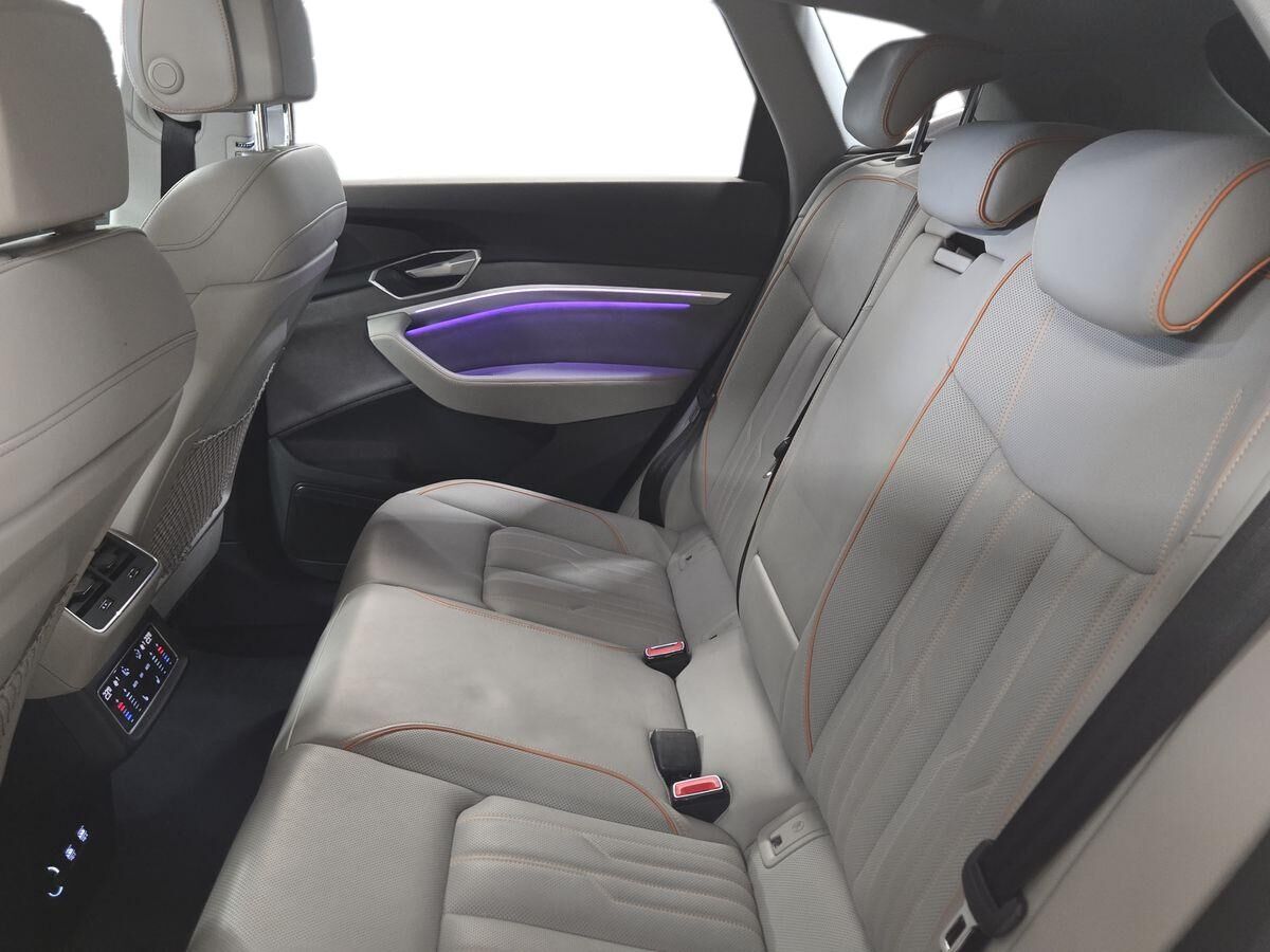 Billede af Audi E-tron 55 Advanced Quattro 408HK 5d Aut.