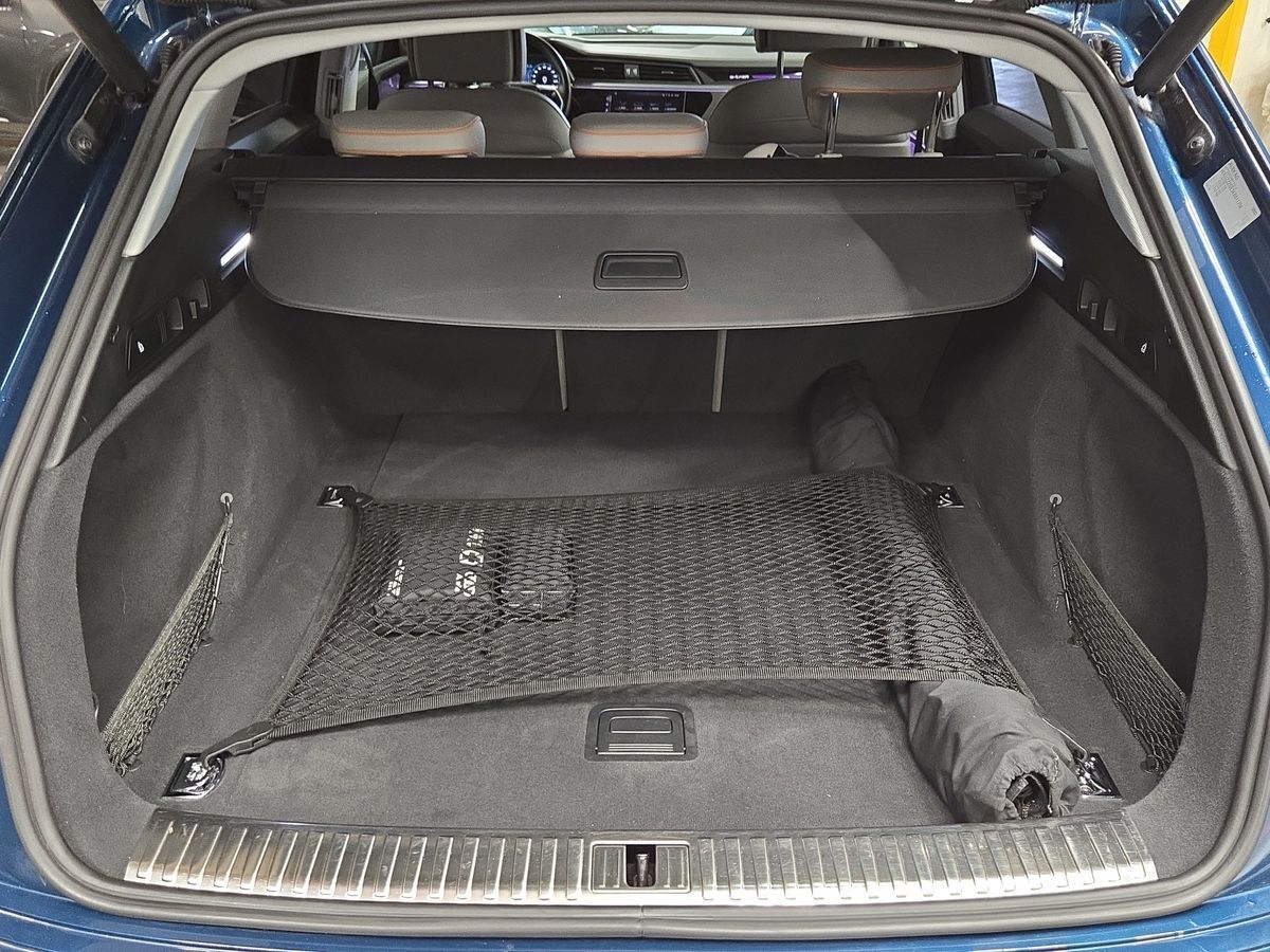 Billede af Audi E-tron 55 Advanced Quattro 408HK 5d Aut.