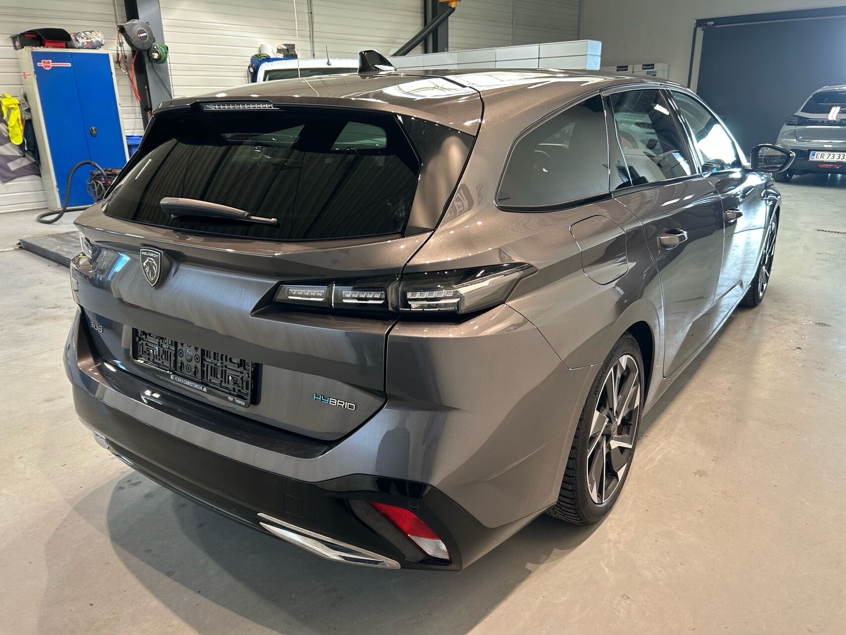 Billede af Peugeot 308 SW 1,6 Plugin-hybrid First Selection EAT8 180HK Stc 8g Aut.