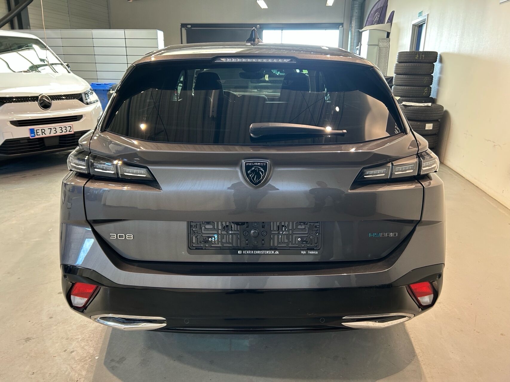 Billede af Peugeot 308 SW 1,6 Plugin-hybrid First Selection EAT8 180HK Stc 8g Aut.