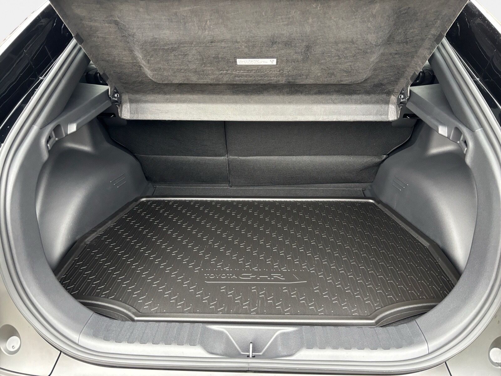 Billede af Toyota C-HR+ EL Executive AWD 343HK 5d Aut.