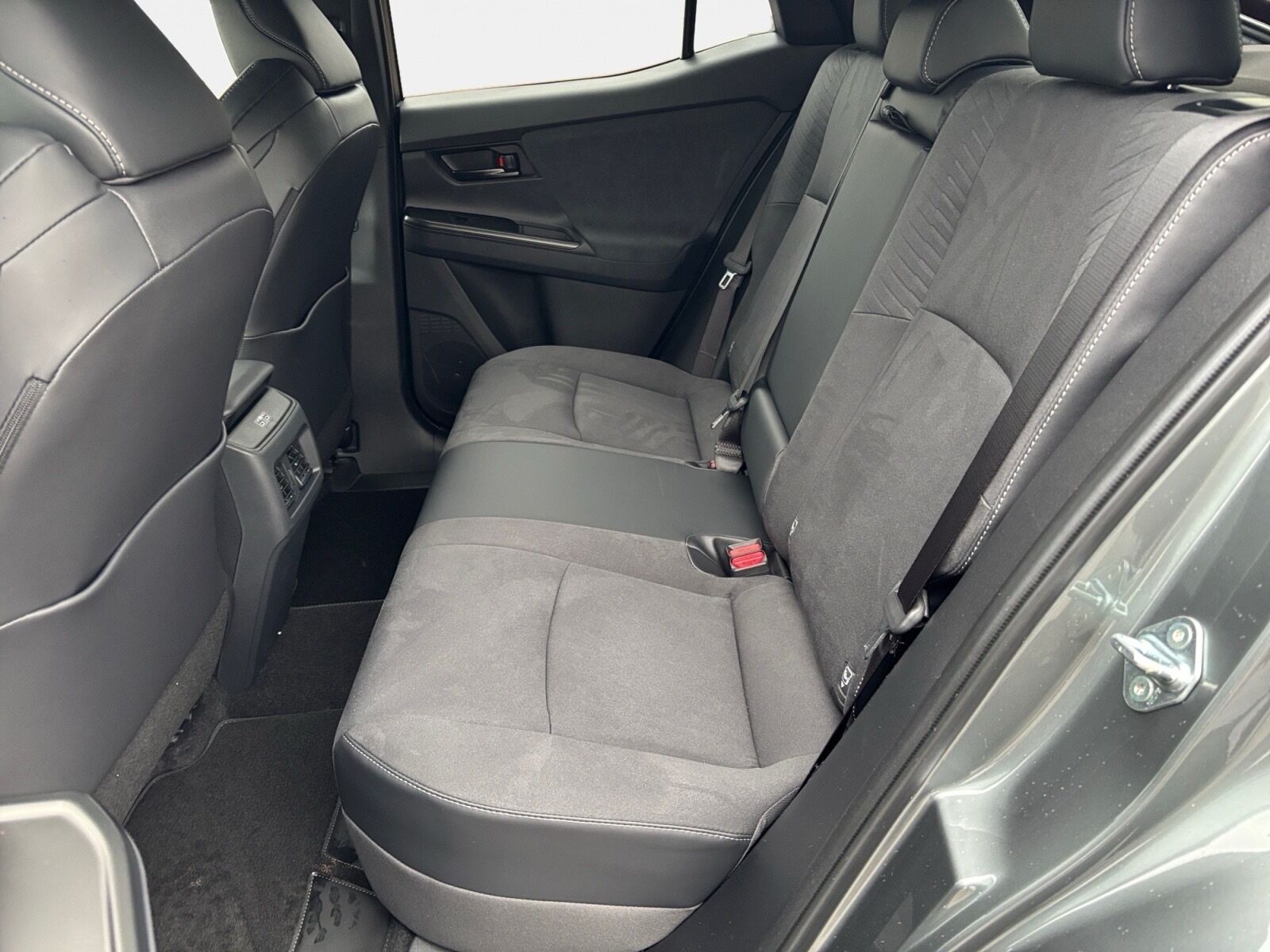 Billede af Toyota C-HR+ EL Executive AWD 343HK 5d Aut.