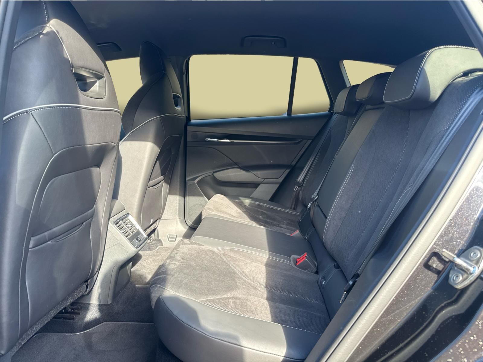 Billede af Skoda Enyaq iV 80X EL Sportline 4x4 265HK 5d Aut.