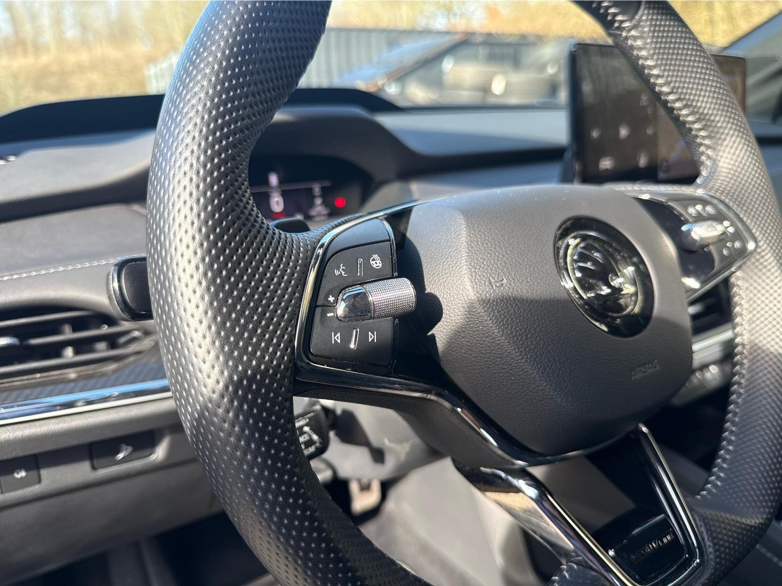 Billede af Skoda Enyaq iV 80X EL Sportline 4x4 265HK 5d Aut.